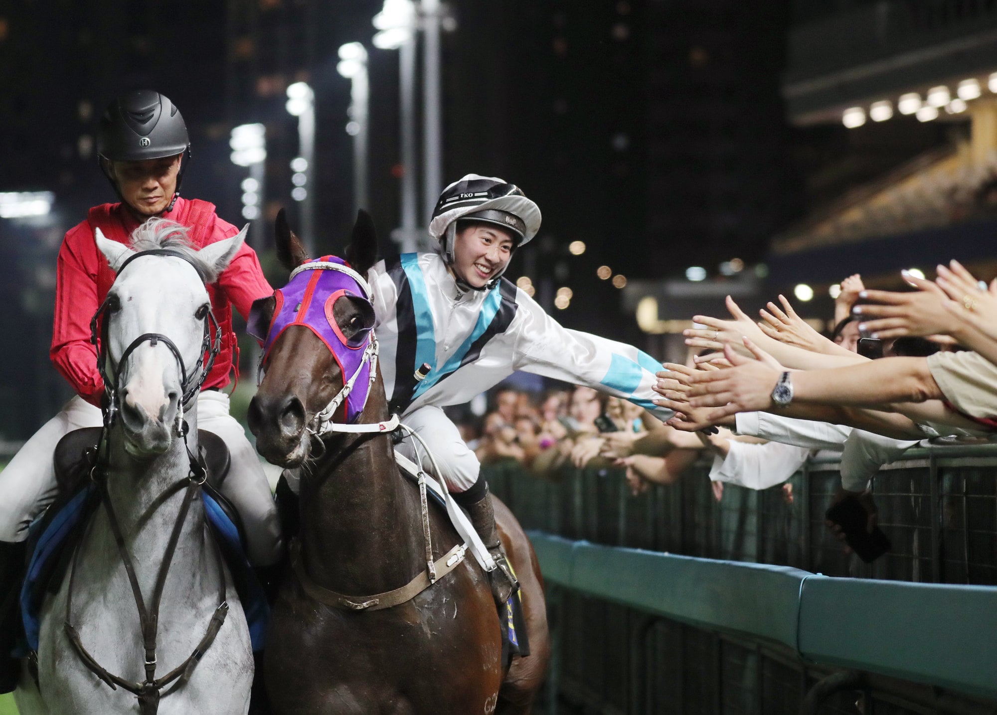 Britney Wong wins over the Valley crowd after her first win in the city circuit. Britney Wong wins over the Valley crowd after her first win in the city circuit.