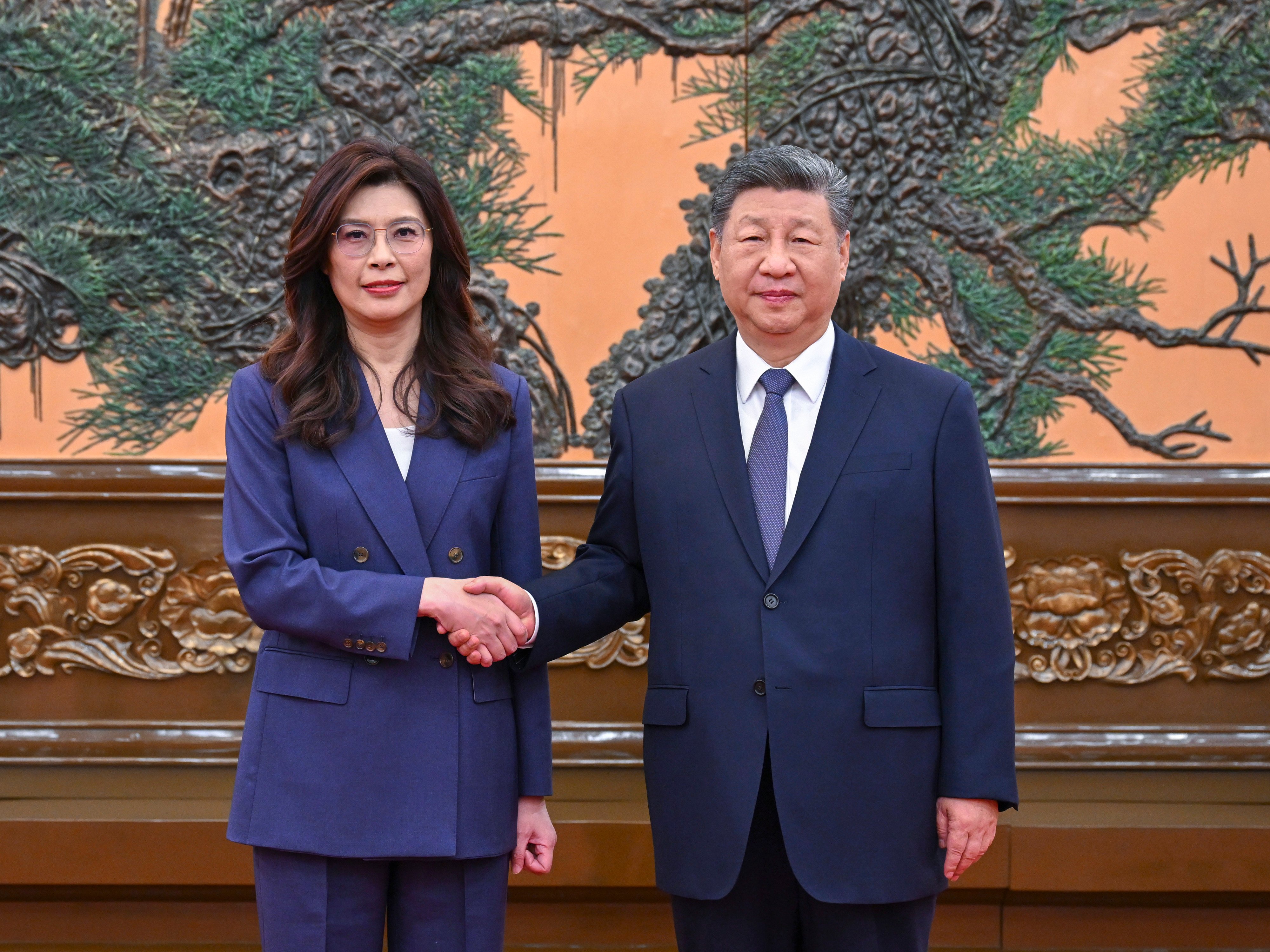 Cheng Li-wun meets Xi Jinping in Beijing on April 10, the first meeting between the heads of the Kuomintang and Communist Party in a decade. Photo: Xinhua