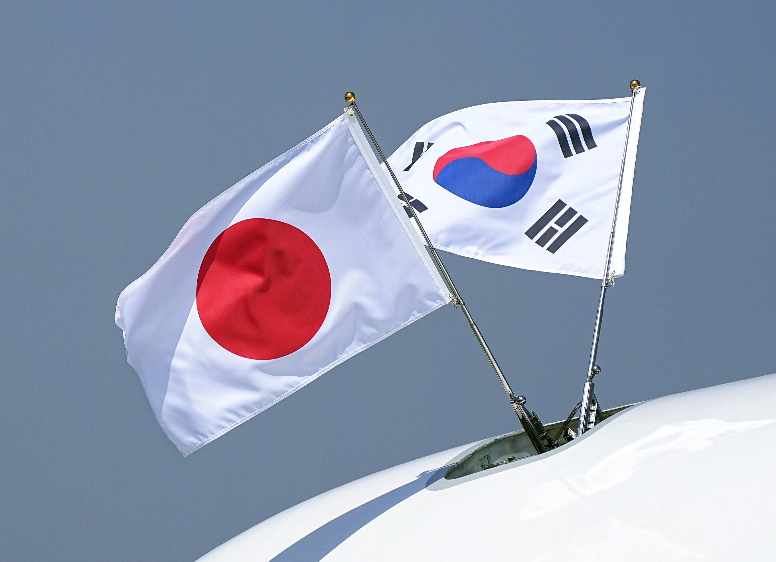 A military logistics support agreement between Japan and South Korea could simplify the exchange of supplies – such as ammunition, fuel and food – during emergencies or joint operations. Photo: Kyodo
