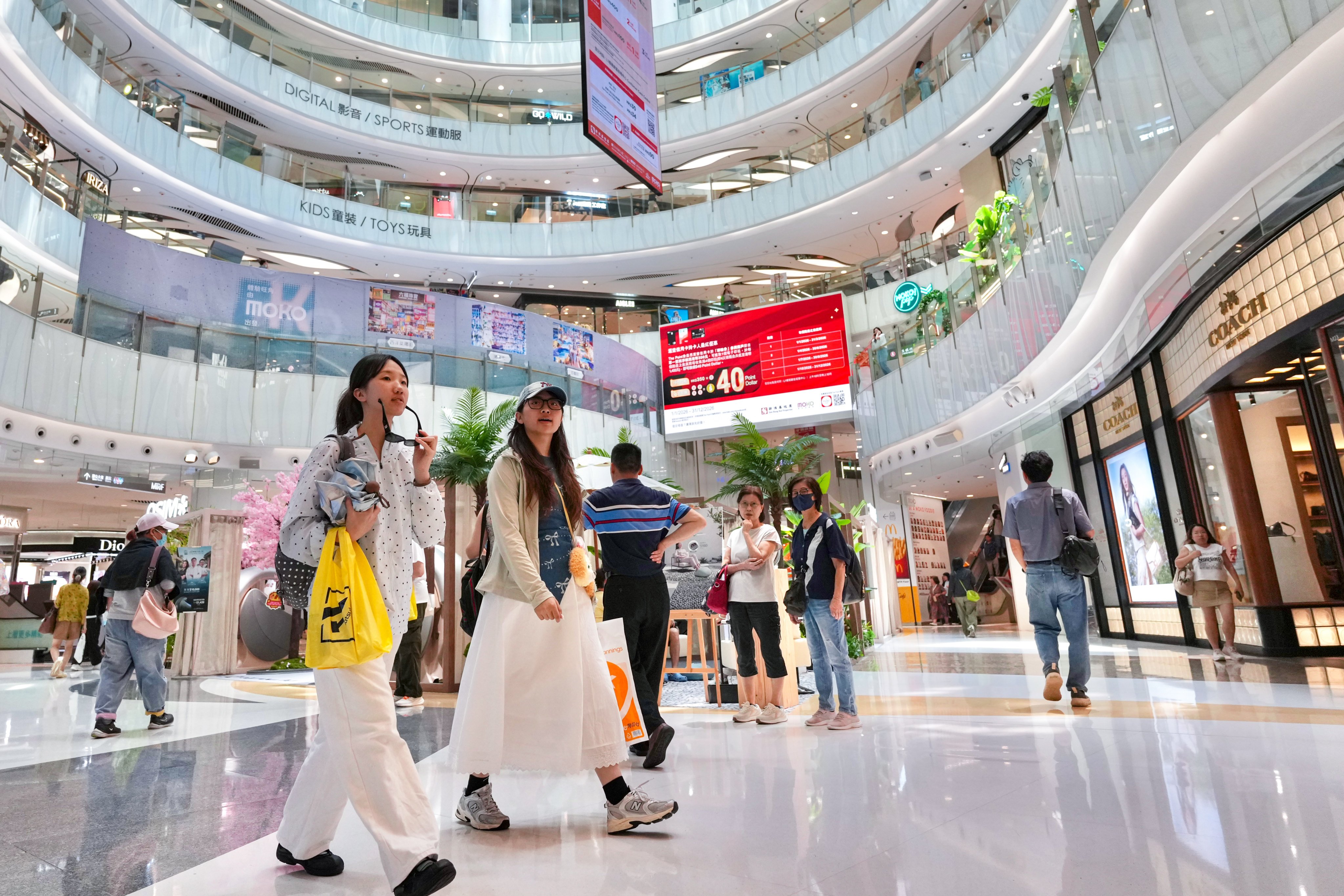 People at a shopping centre in Mong Kok. Photo: Karma Lo
