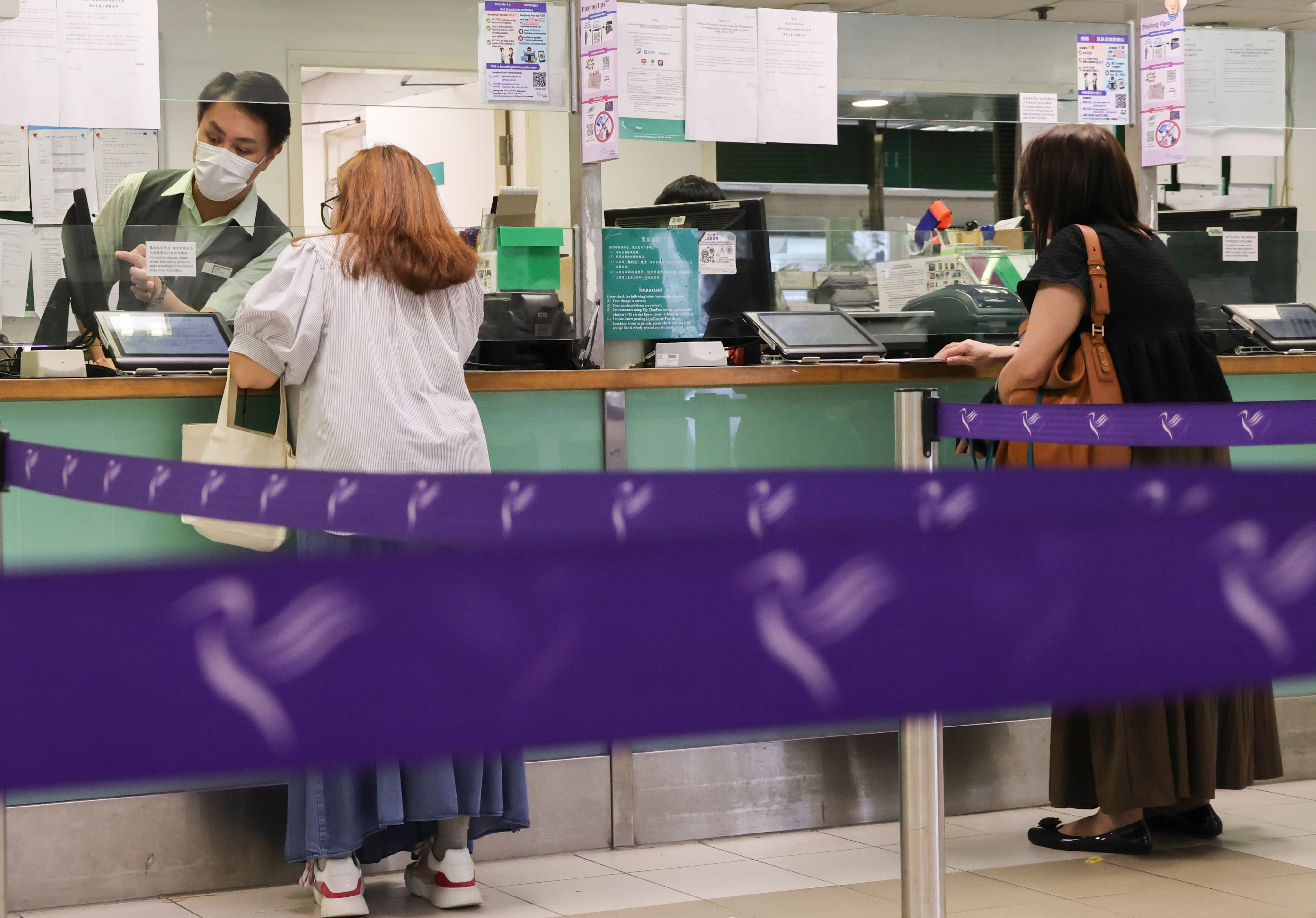 Hong Kong Post’s HK$821 million loss in 2024-25 was its biggest since 1995. Photo Jelly Tse