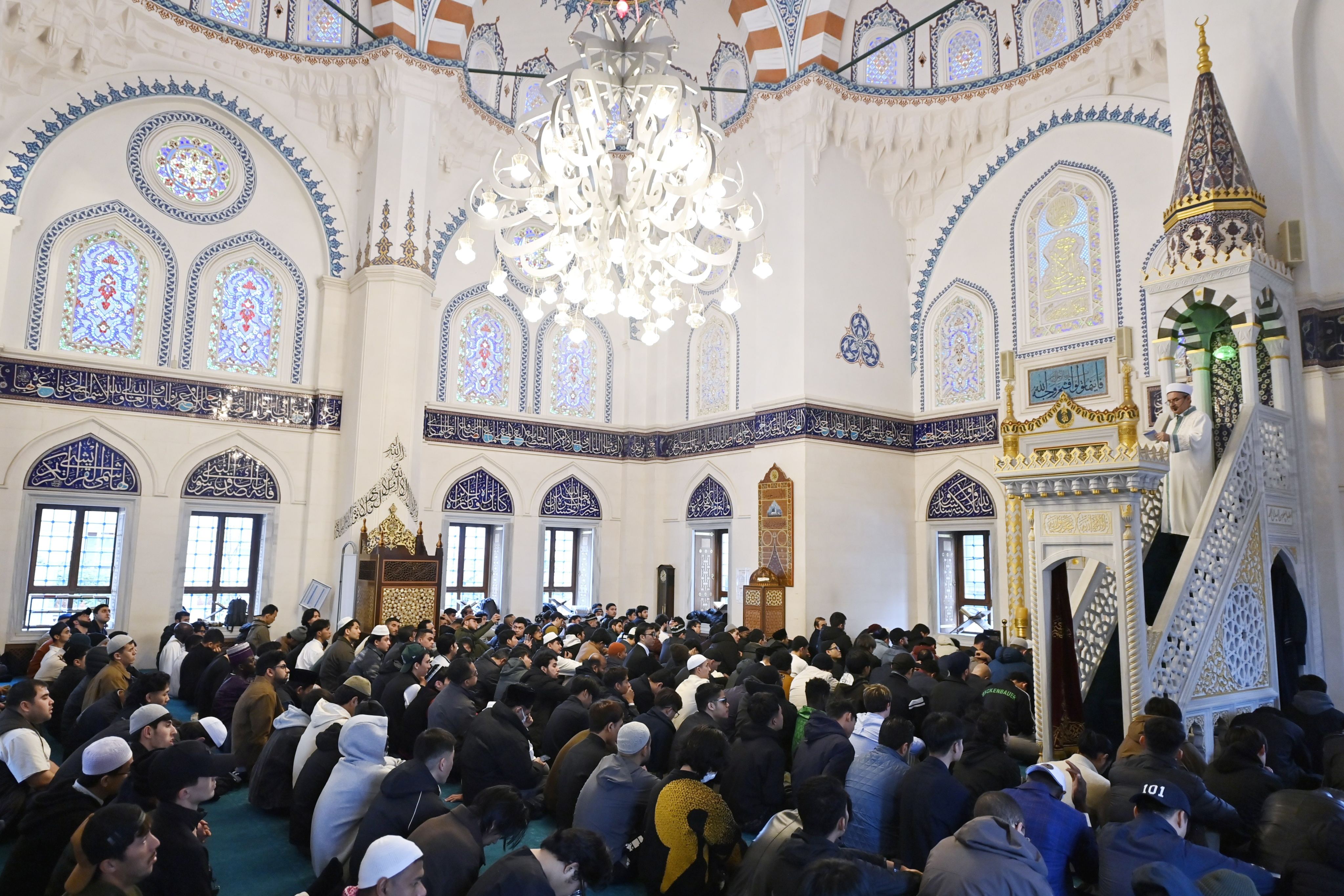 Muslims pray at a mosque in Tokyo, Japan, on March 20. Photo: Anadolu via Getty Images