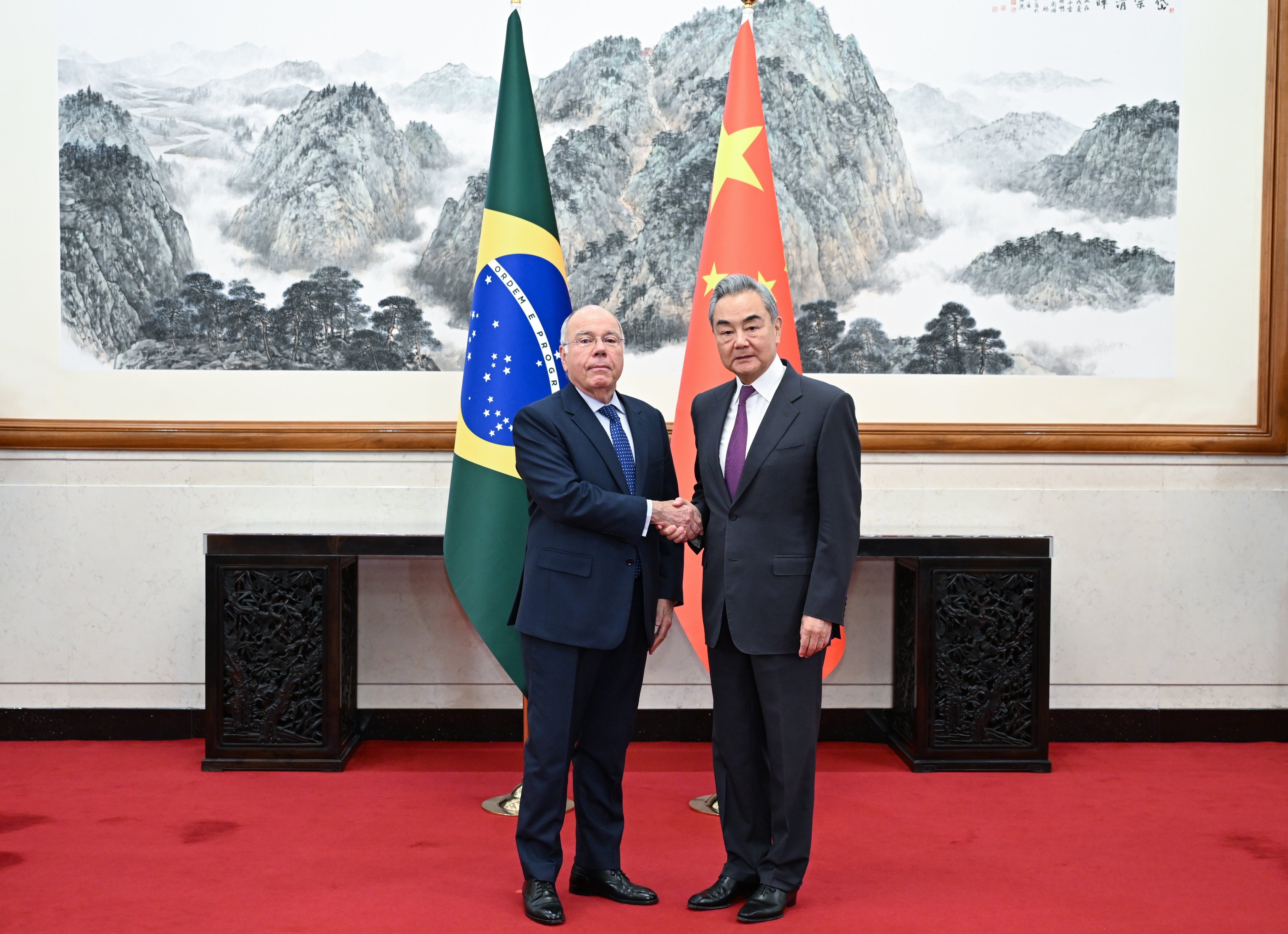 Brazilian Foreign Minister Mauro Vieira meets Chinese Foreign Minister Wang Yi in Beijing on Monday. Photo: Xinhua