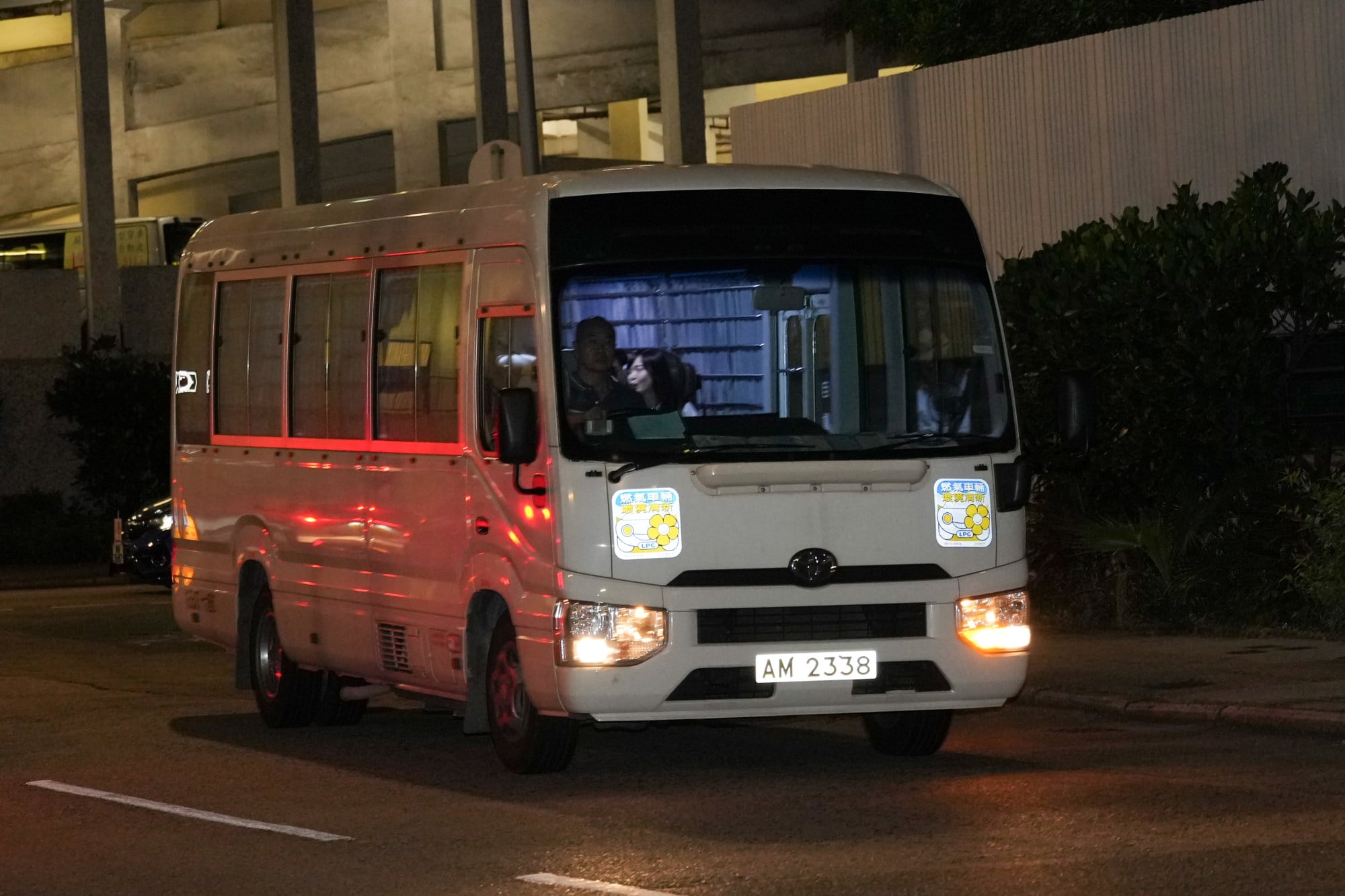 Kwan Pui-sin, the mother, leaves the police station in a government vehicle. Photo: Karma Lo Kwan Pui-sin, the mother, leaves the police station in a government vehicle. Photo: Karma Lo