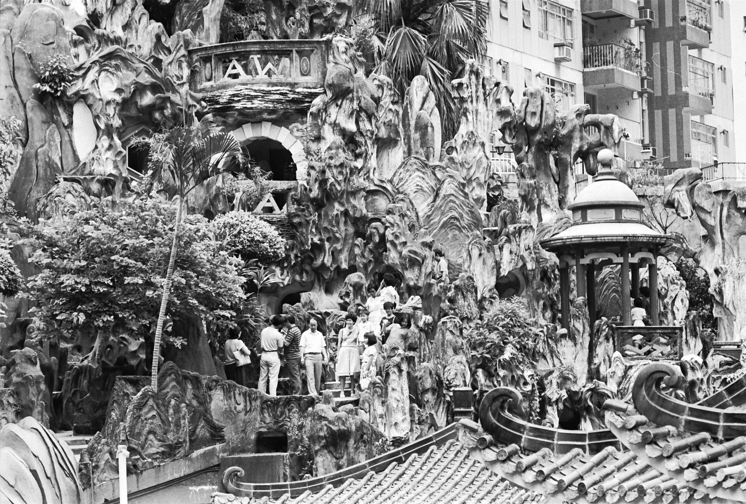 Ornate structures at the Tiger Balm Garden, in Tai Hang, in 1986. Photo: SCMP Archives