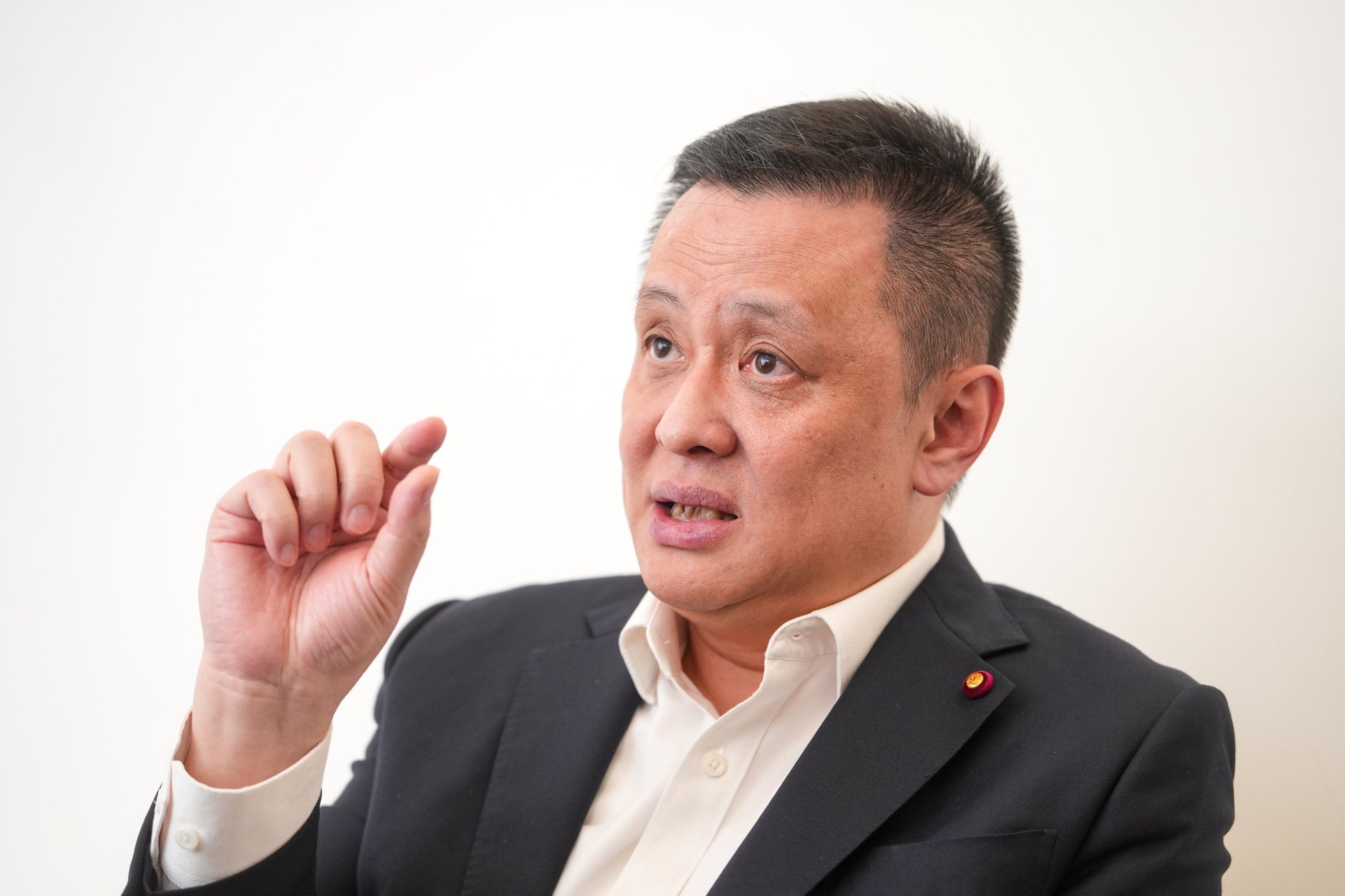 Lawmaker Tang Fei says the termination might impact Lee Cheuk-hing’s provident fund. Photo: Sun Yeung