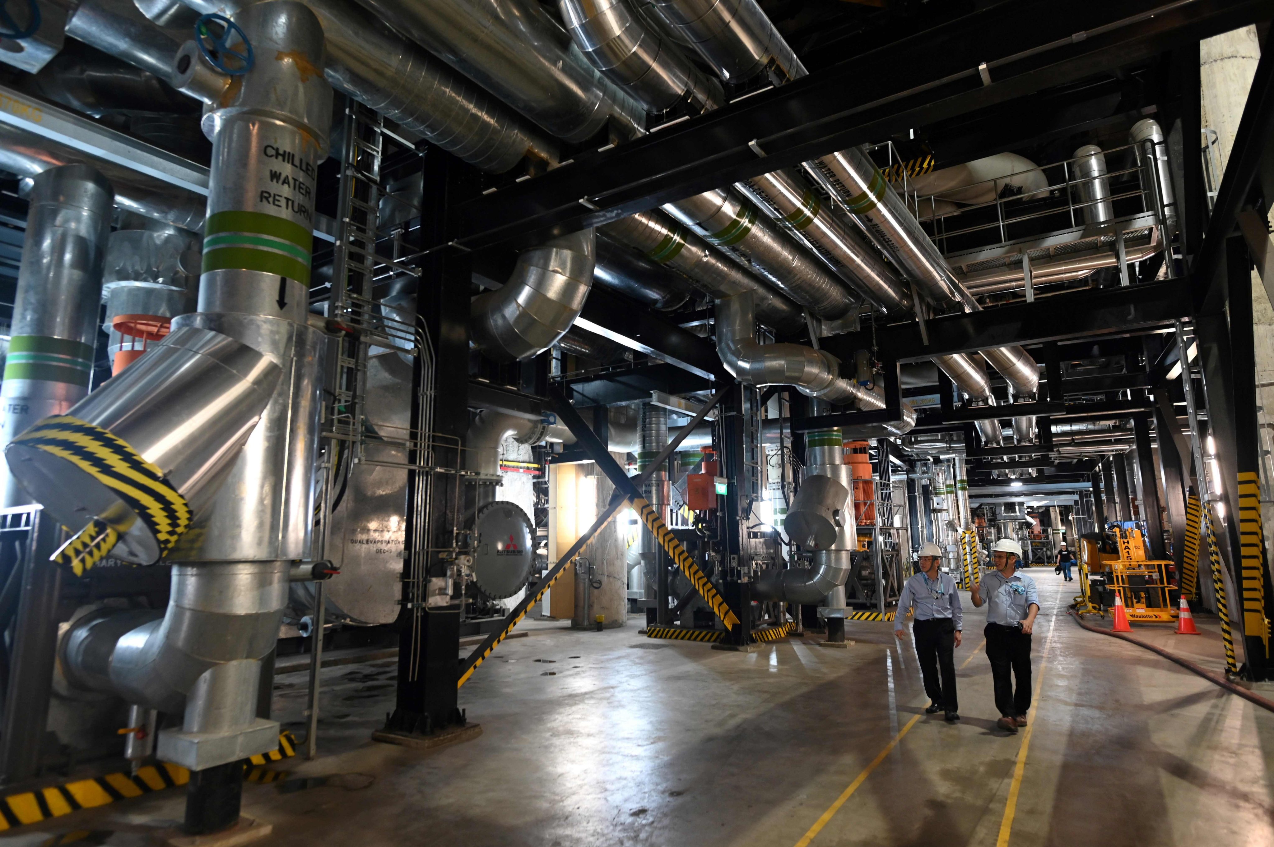scmp.com - Bloomberg - Forget air-con, Singapore looks underground for a cooler future