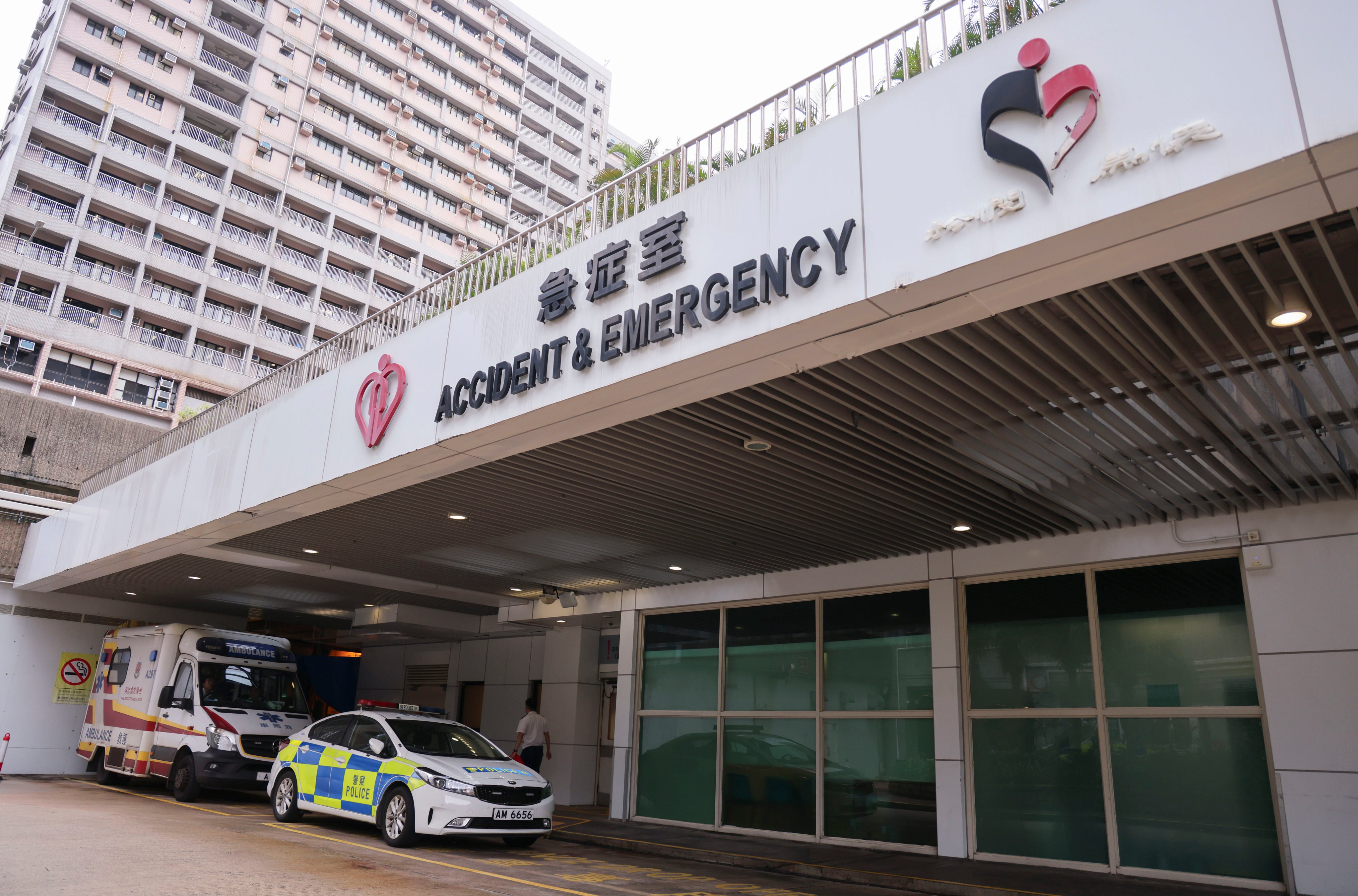 The girl was airlifted to Pamela Youde Nethersole Eastern Hospital and was pronounced dead at 10.23am. Photo: Jelly Tse