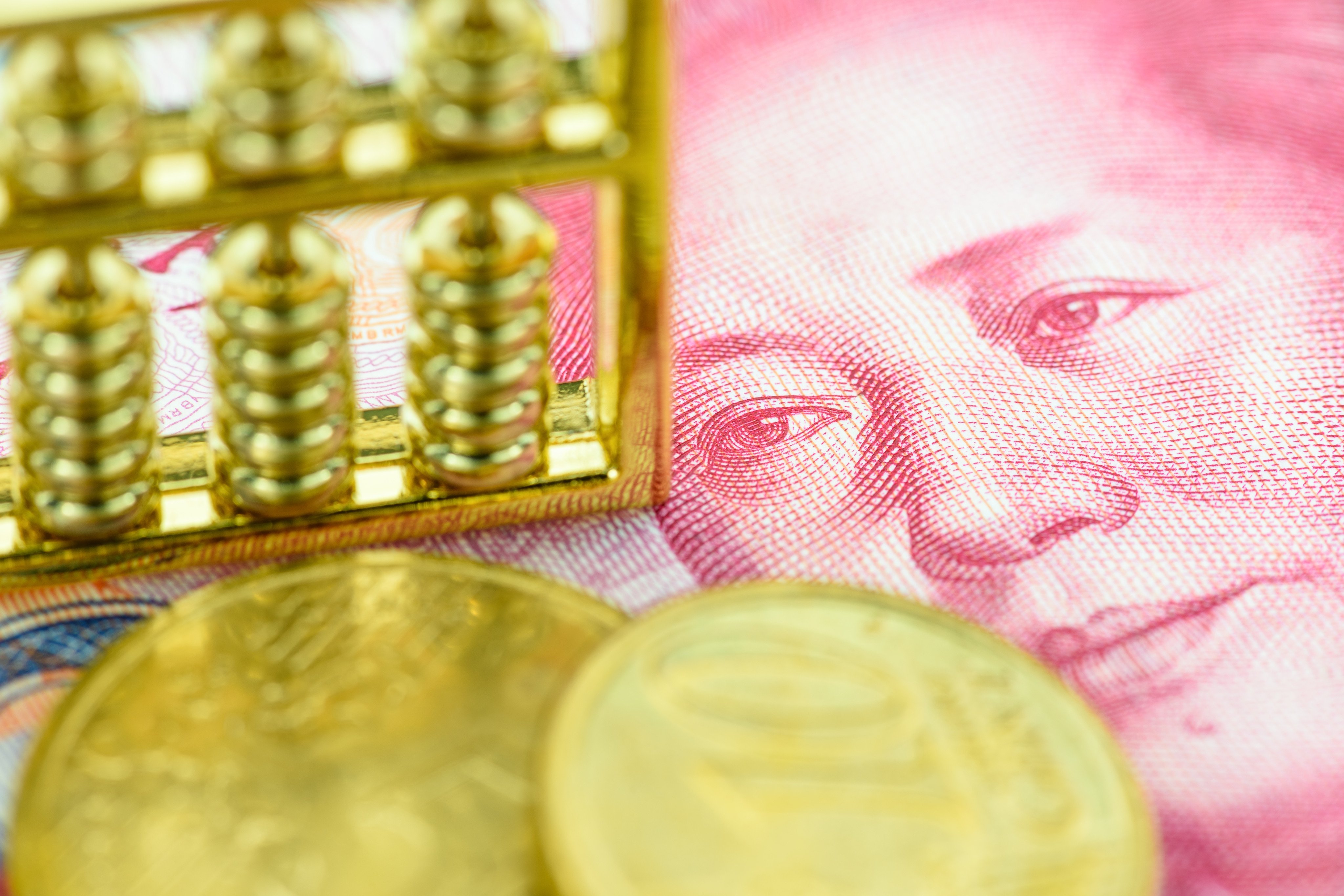 Chinese tax authorities have witnessed a rise in personal income tax payments. Photo: Shutterstock