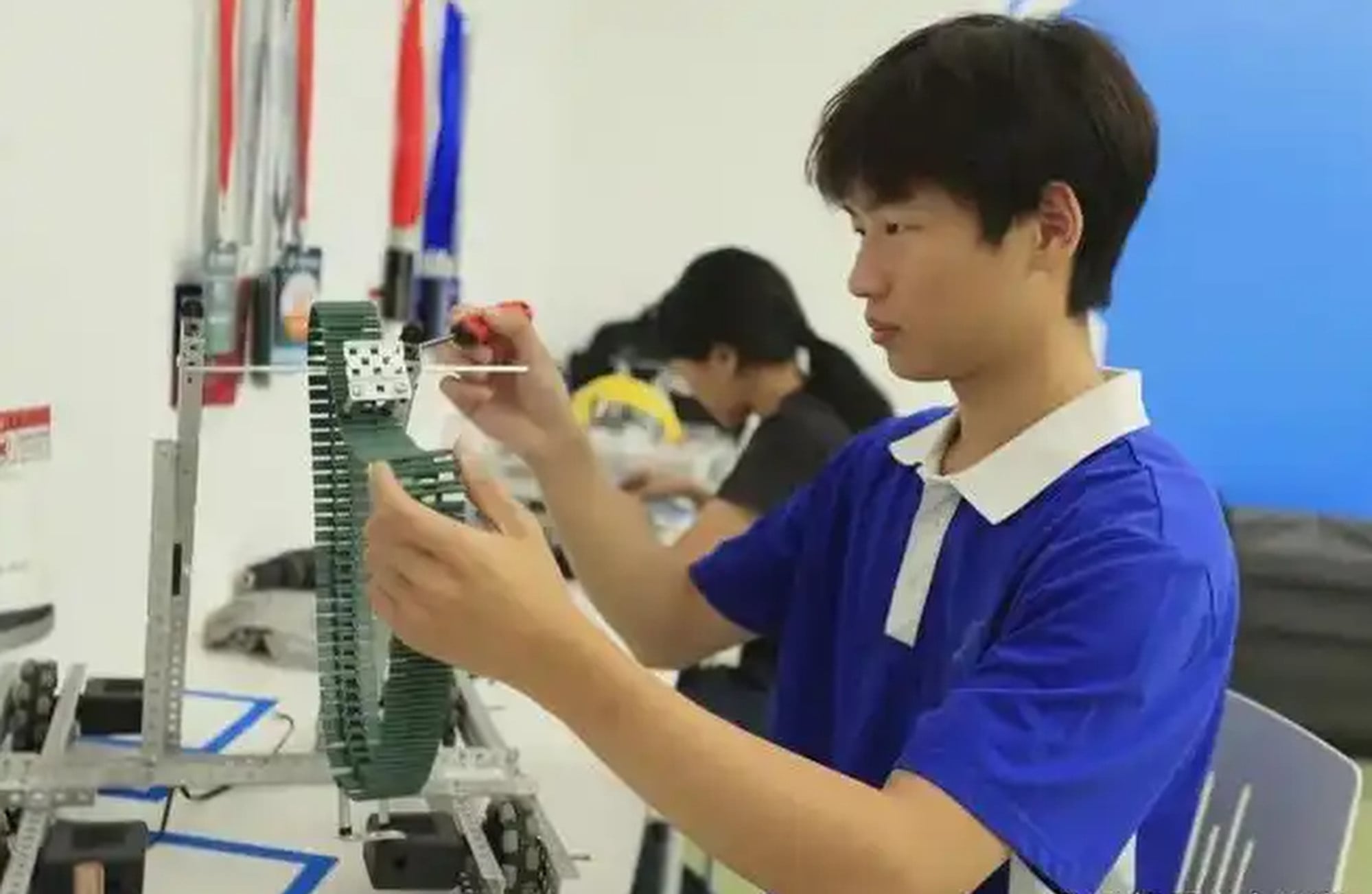 Wei Siyuan, above, at work in his company’s laboratory in Shenzhen. Photo: Baidu Wei Siyuan, above, at work in his company’s laboratory in Shenzhen. Photo: Baidu