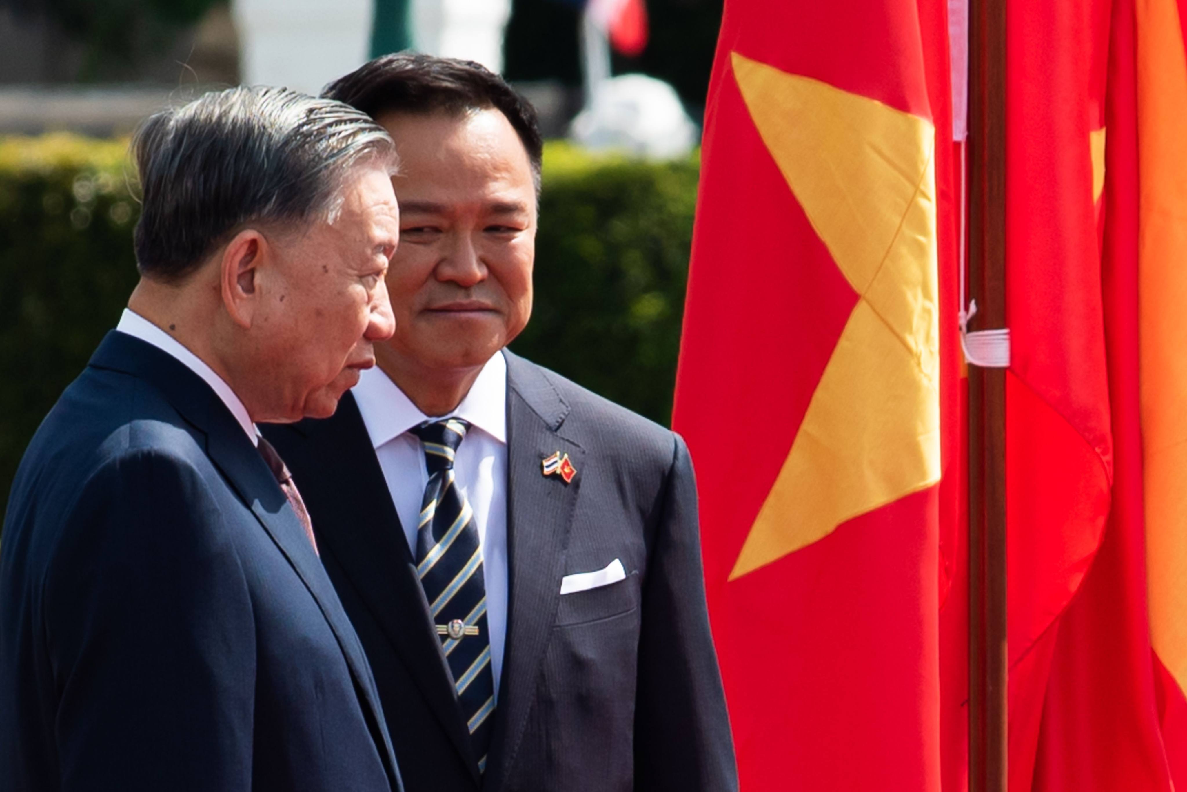 Thai Prime Minister Anutin Charnvirakul welcomes Vietnam’s President To Lam to Bangkok’s Government House complex on May 28. Photo: Sopa Images/Zuma Press Wire/dpa