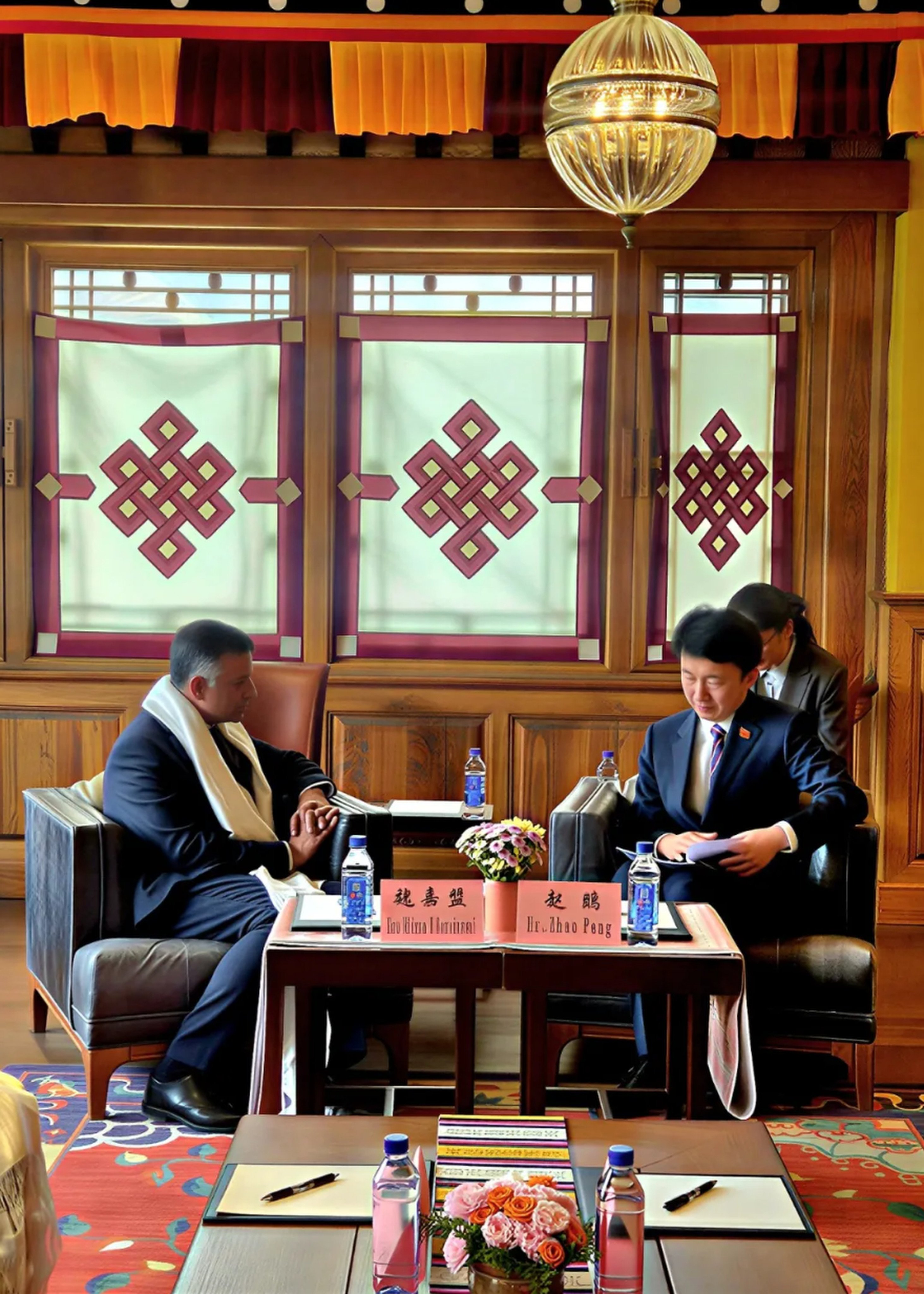 Indian ambassador to China Vikram Doraiswami (left) meets Zhao Peng, vice-chairman of the Tibet autonomous region, in Lhasa on Thursday.  Photo: qq.com