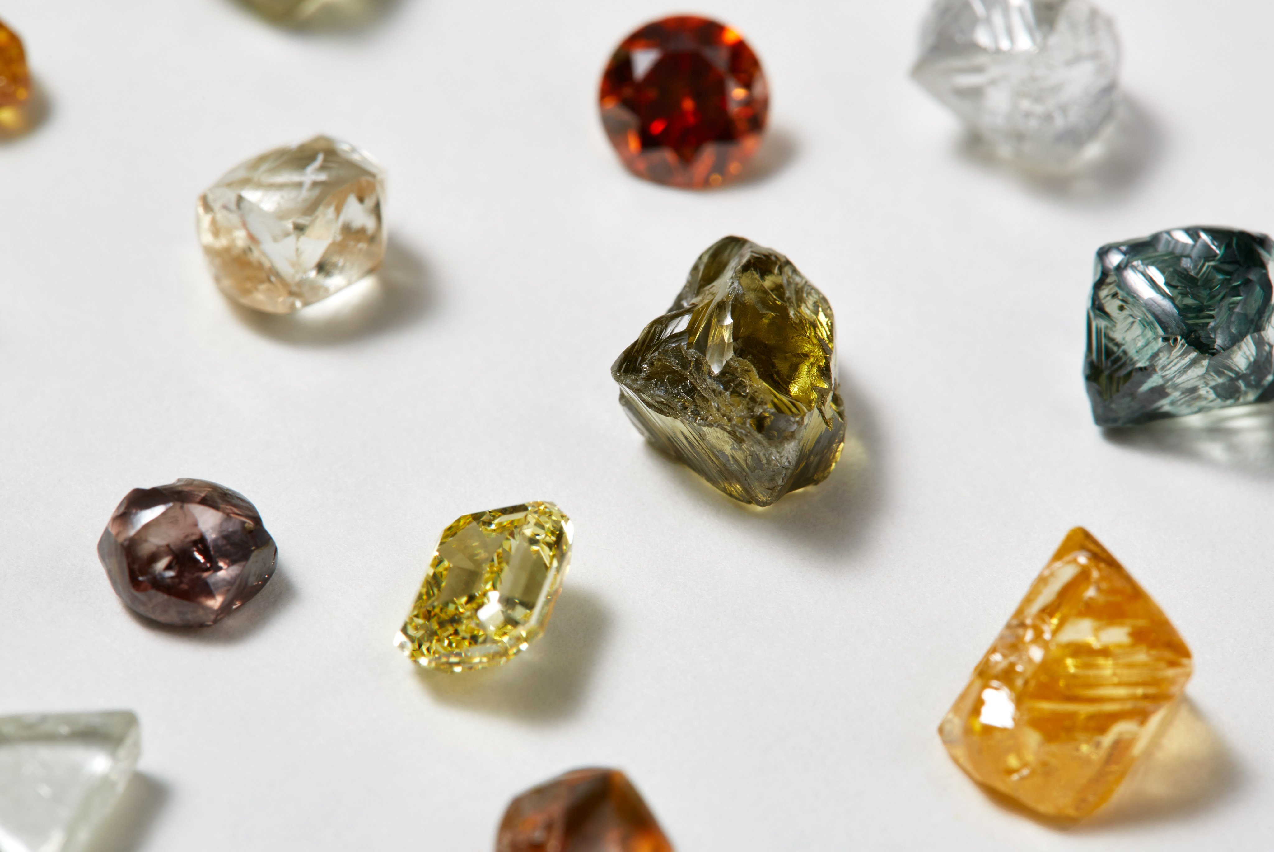 scmp.com - Zhu Wenqian - Natural diamond firms turn to blockchain traceability amid lab-grown competition