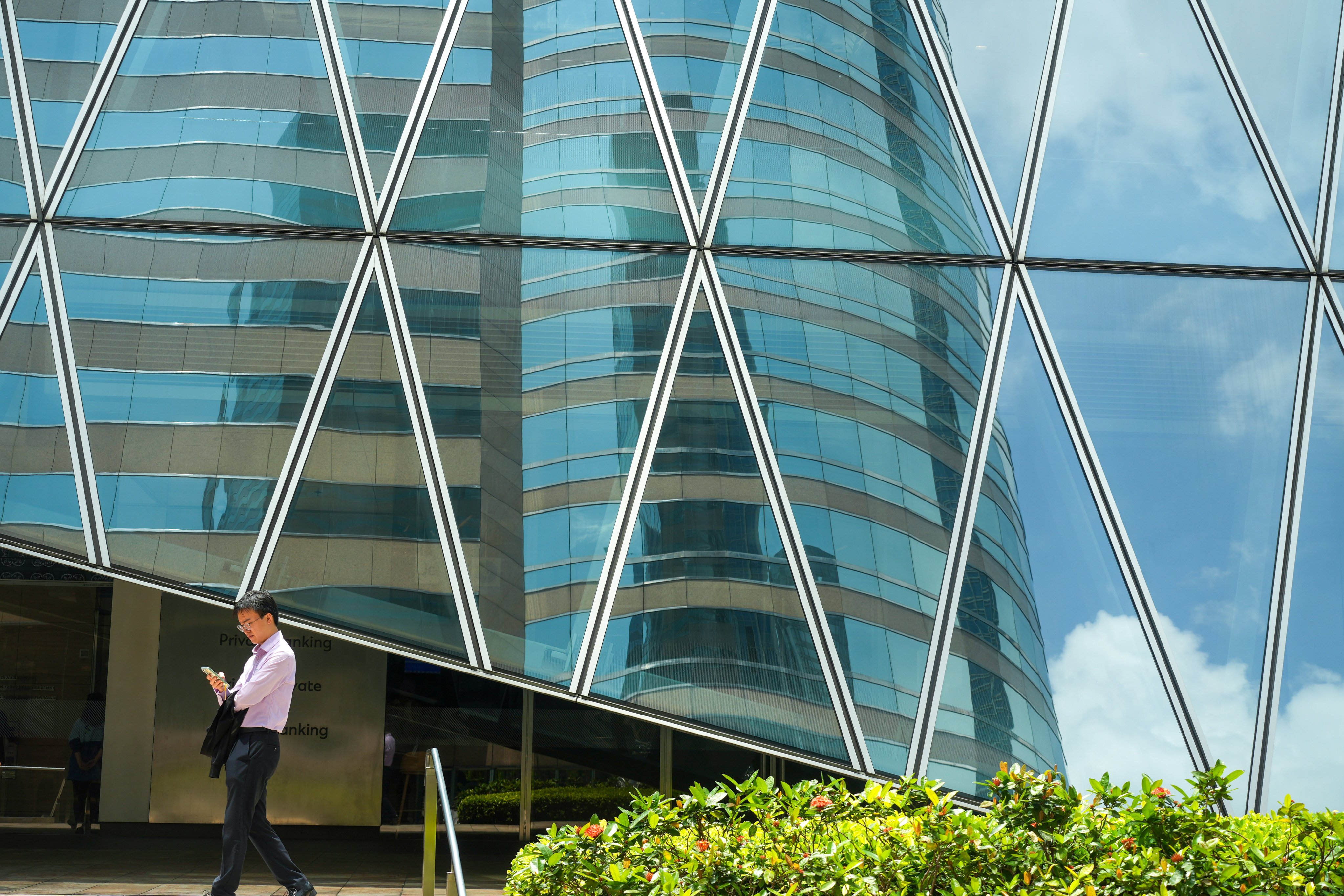 Hong Kong’s central business district. Photo: Sun Yeung