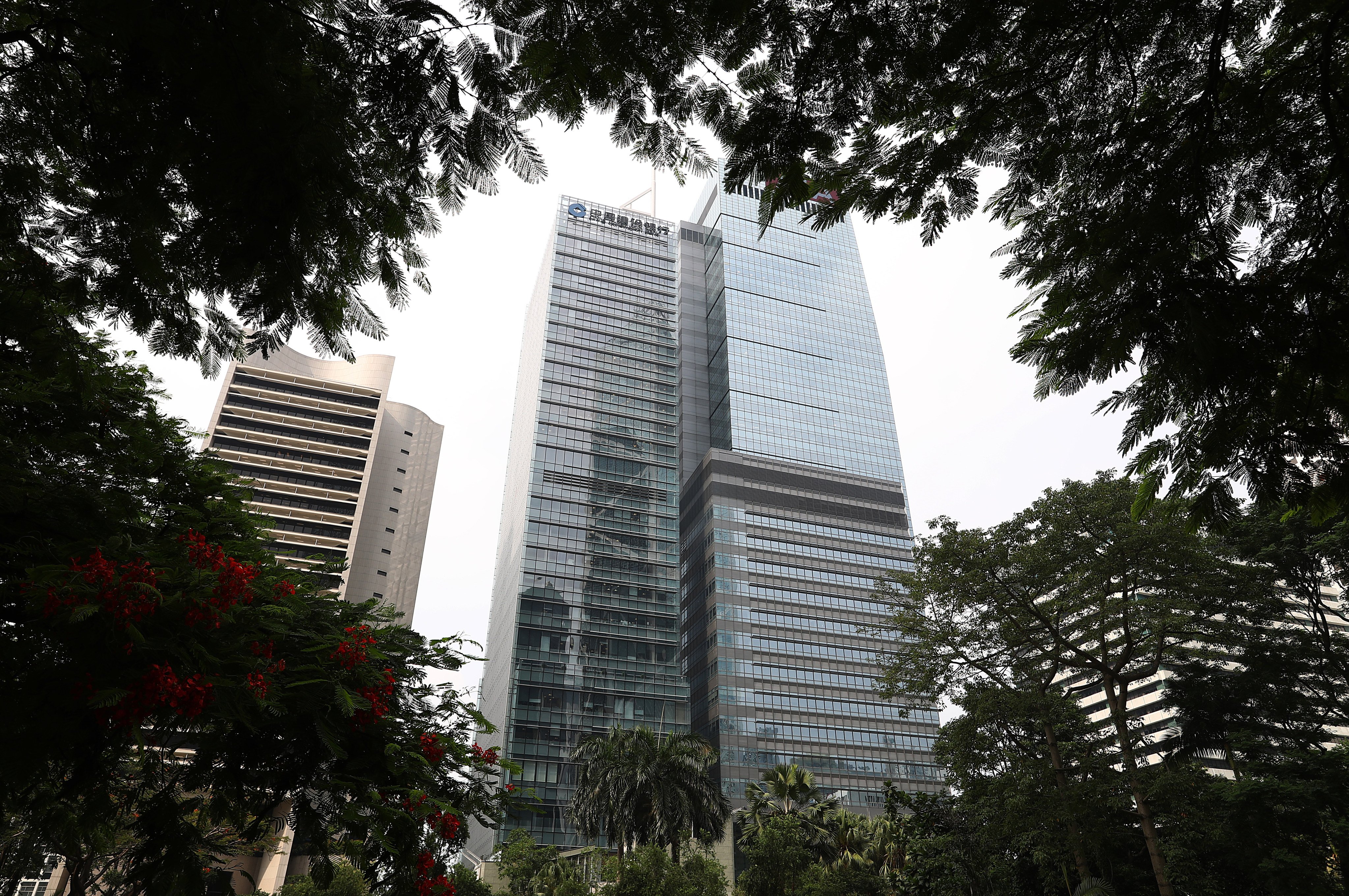 scmp.com - Cheryl Arcibal - Hong Kong developer Lai Sun seeks note swap in bid to ease liquidity pressure