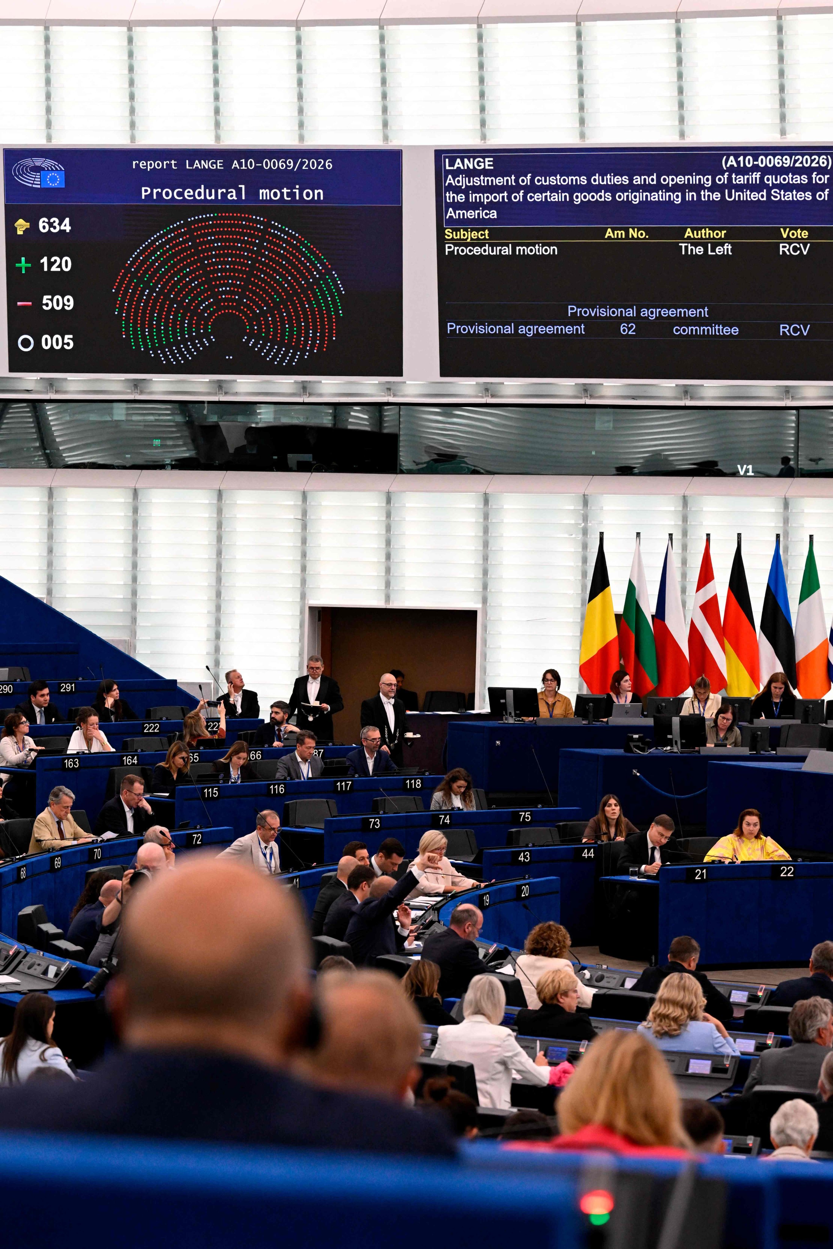 scmp.com - Reuters - EU bows to Trump pressure on tariffs but warns of future chaos