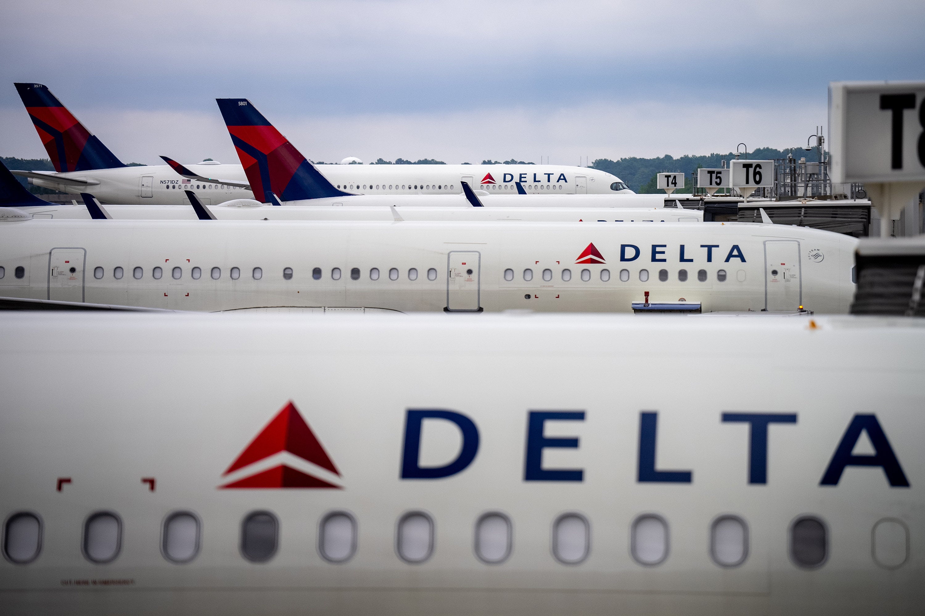 Delta Air Lines planes are seen at Hartsfield-Jackson Atlanta International Airport in June 2024. Photo: TNS