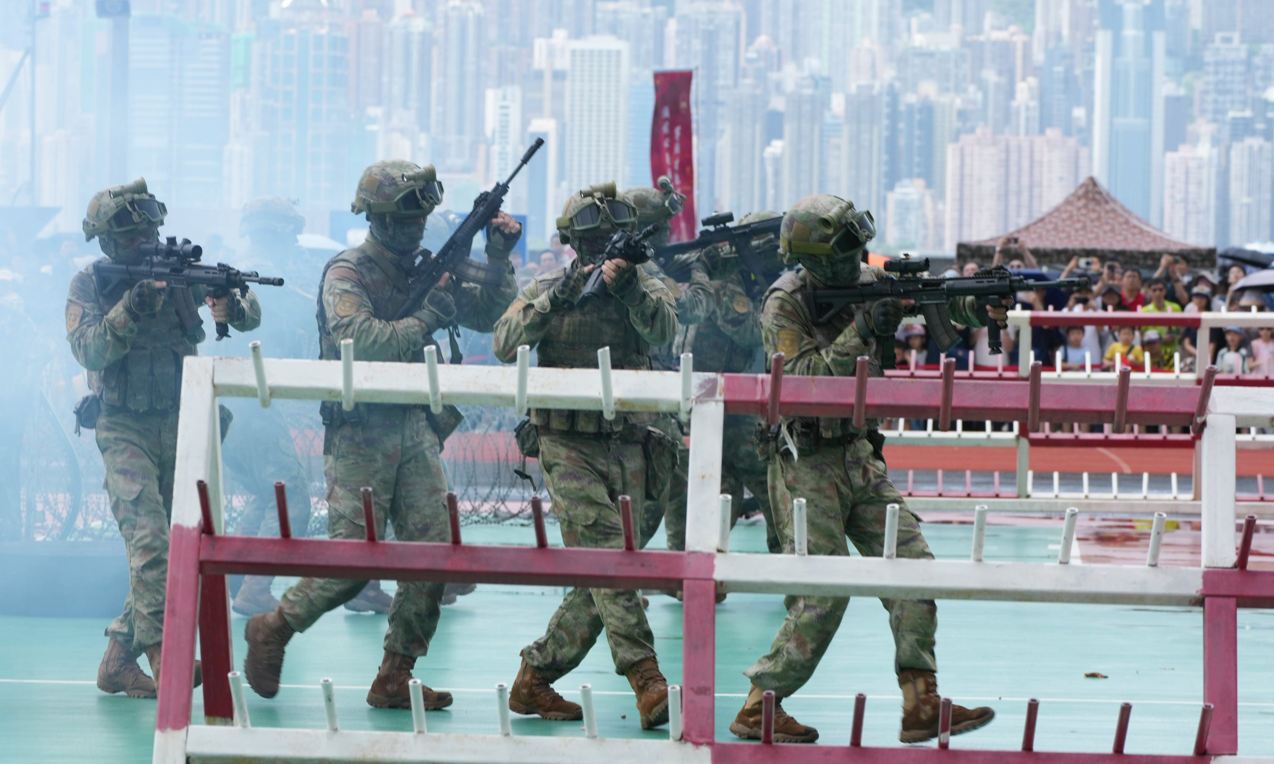Soldiers in a public display at the PLA Hong Kong Garrison’s open day at Ngong Shuen Chau Barracks. Photo: Dickson Lee