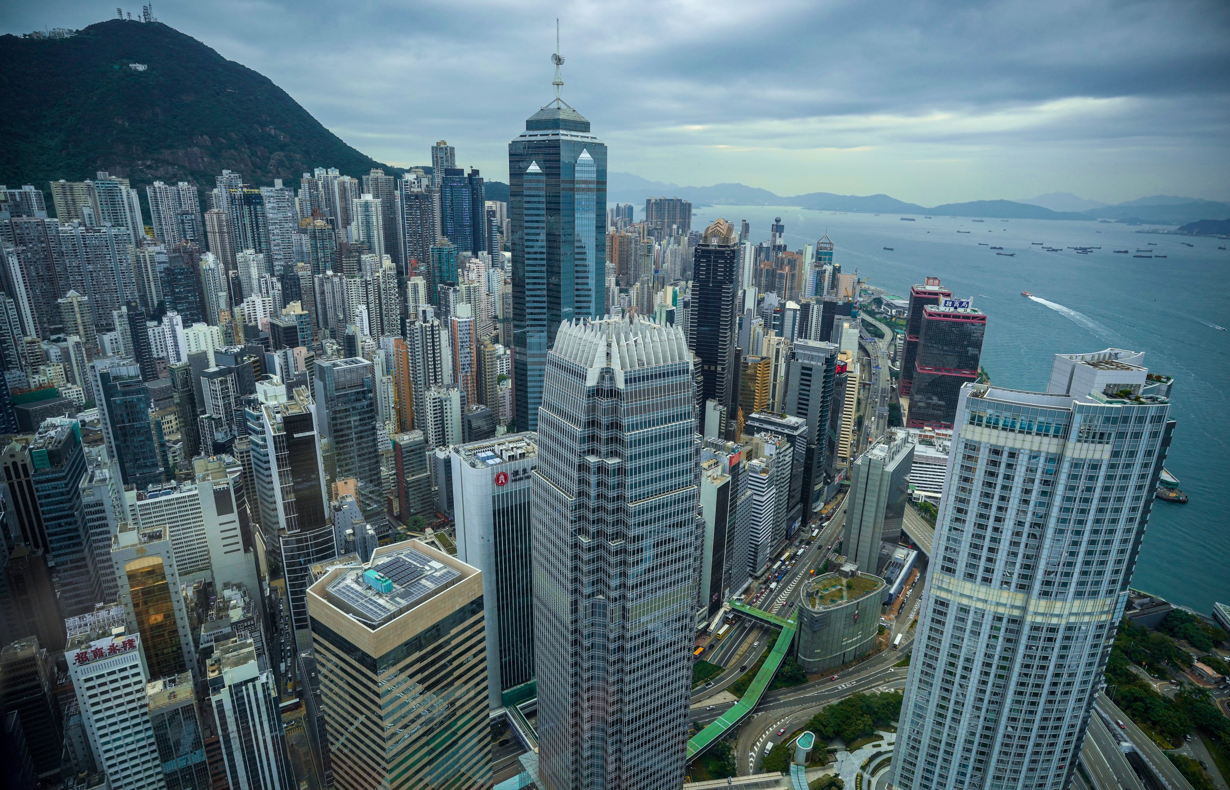Hong Kong overtook Switzerland as the world’s largest cross-border wealth hub last year, with assets of US$2.95 trillion, according to a report by the Boston Consulting Group. Photo: May Tse