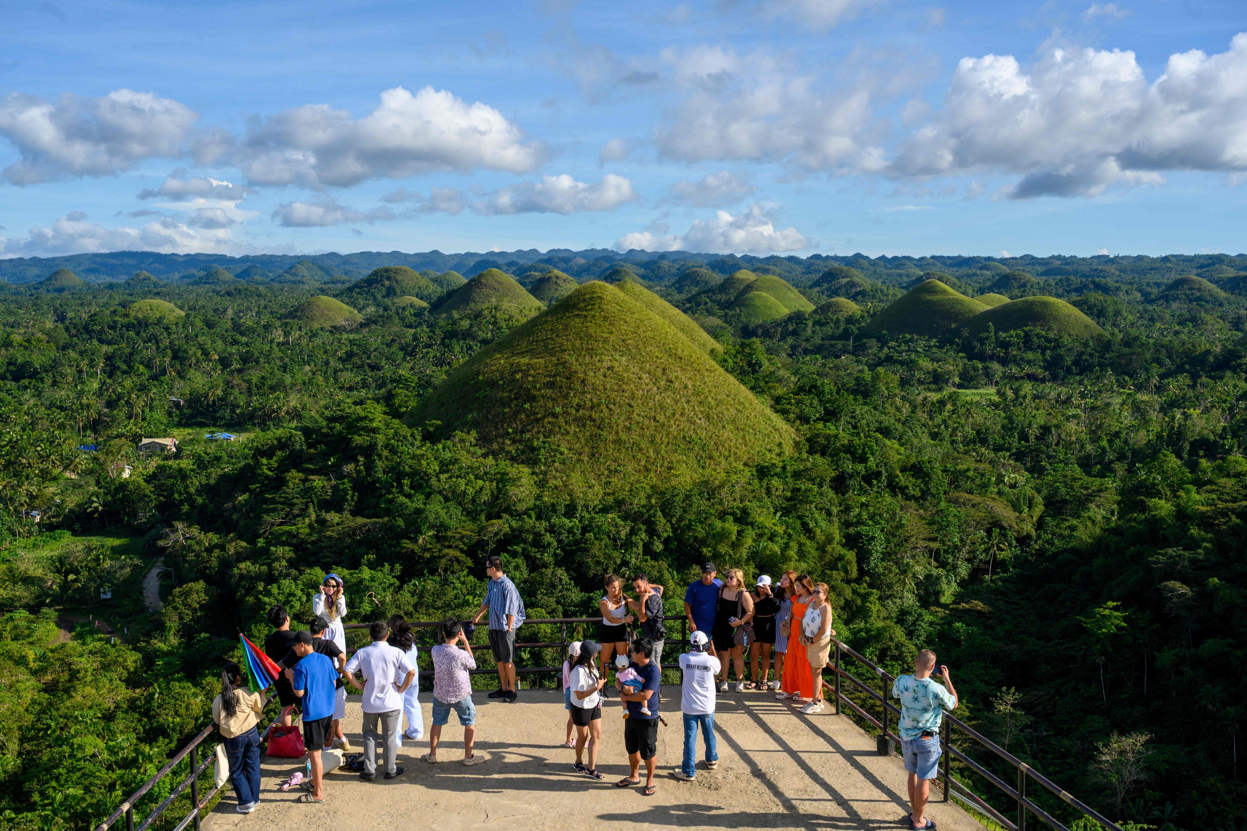 scmp.com - Sam Beltran - Strong ties, even stronger dollar propel US to top of Philippine tourism market