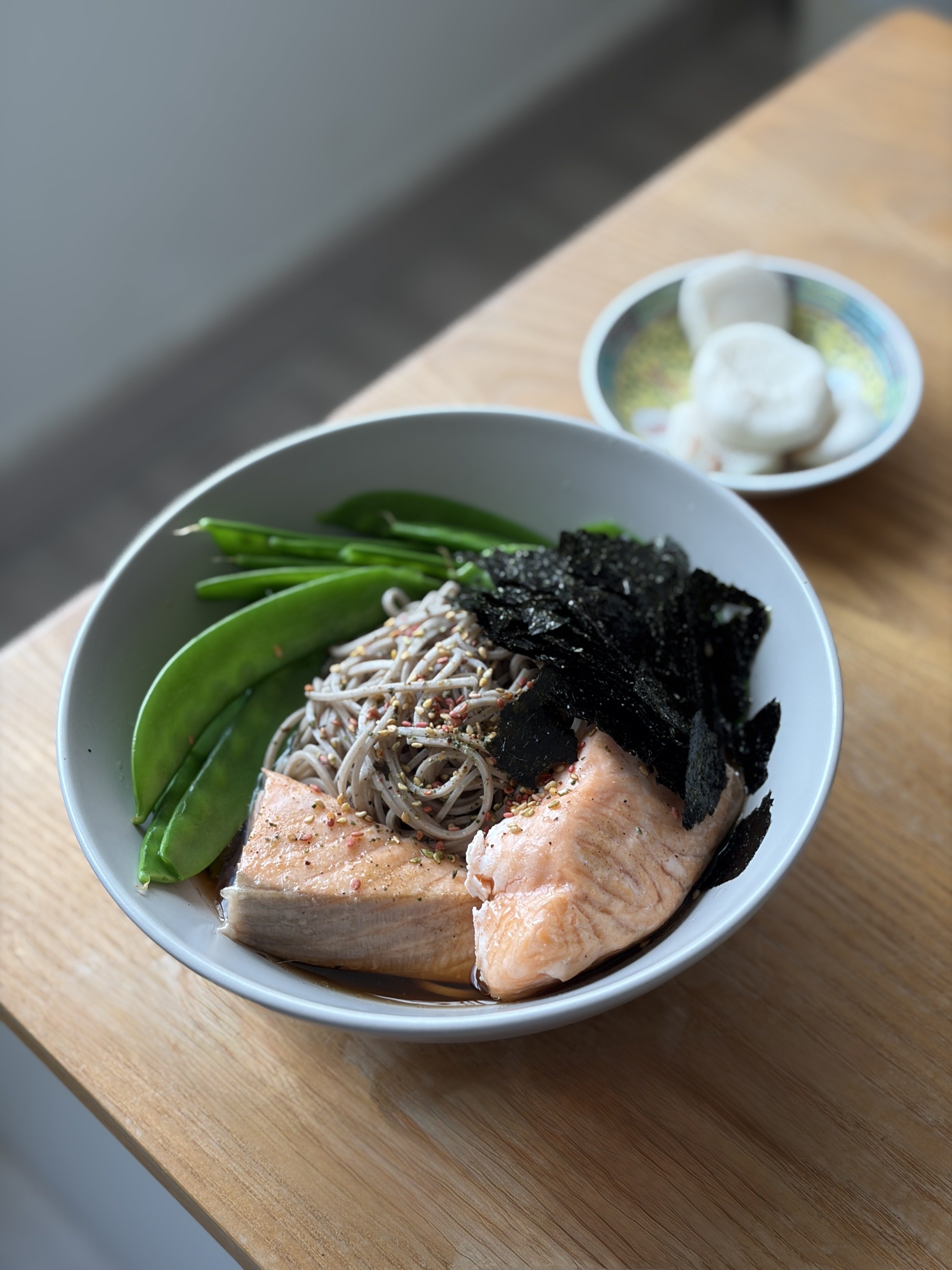 Lightly poached fish and sugar snap peas with soba and seaweed, an ideal dish for a hot Hong Kong summer. Photo: Charmaine Mok