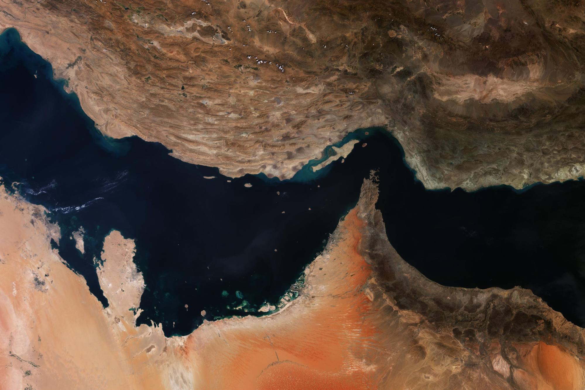 The Strait of Hormuz, which connects the Gulf of Oman with the Persian Gulf and separates Iran from the countries of the Arabian Peninsula. Photo: ESA via dpa