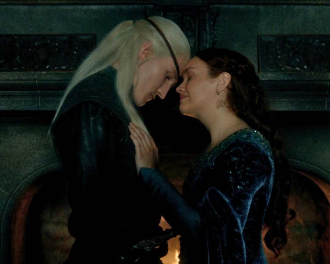 Prince Aemond Targaryen (Ewan Mitchell) and Alicent Hightower (Olivia Cooke) share a disturbing mother-son kiss in the season three premiere of House of the Dragon. Photo: @hbomax/Instagram