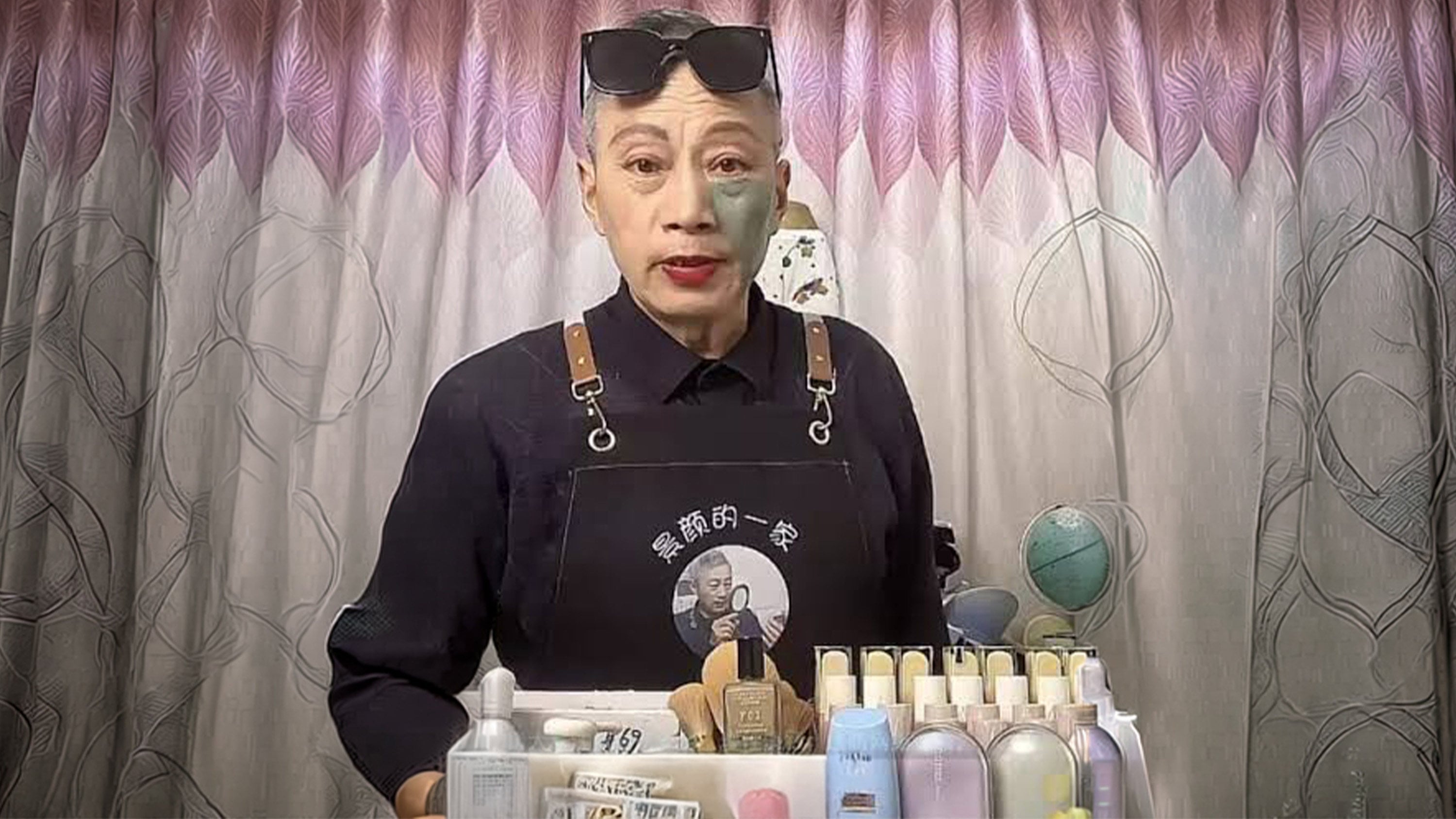 Knowing no one would hire an old man to promote cosmetics, Zhu decided to go it alone, using his daughter’s make-up to live-stream and earn money for his grandson’s treatment. Photo: Douyin