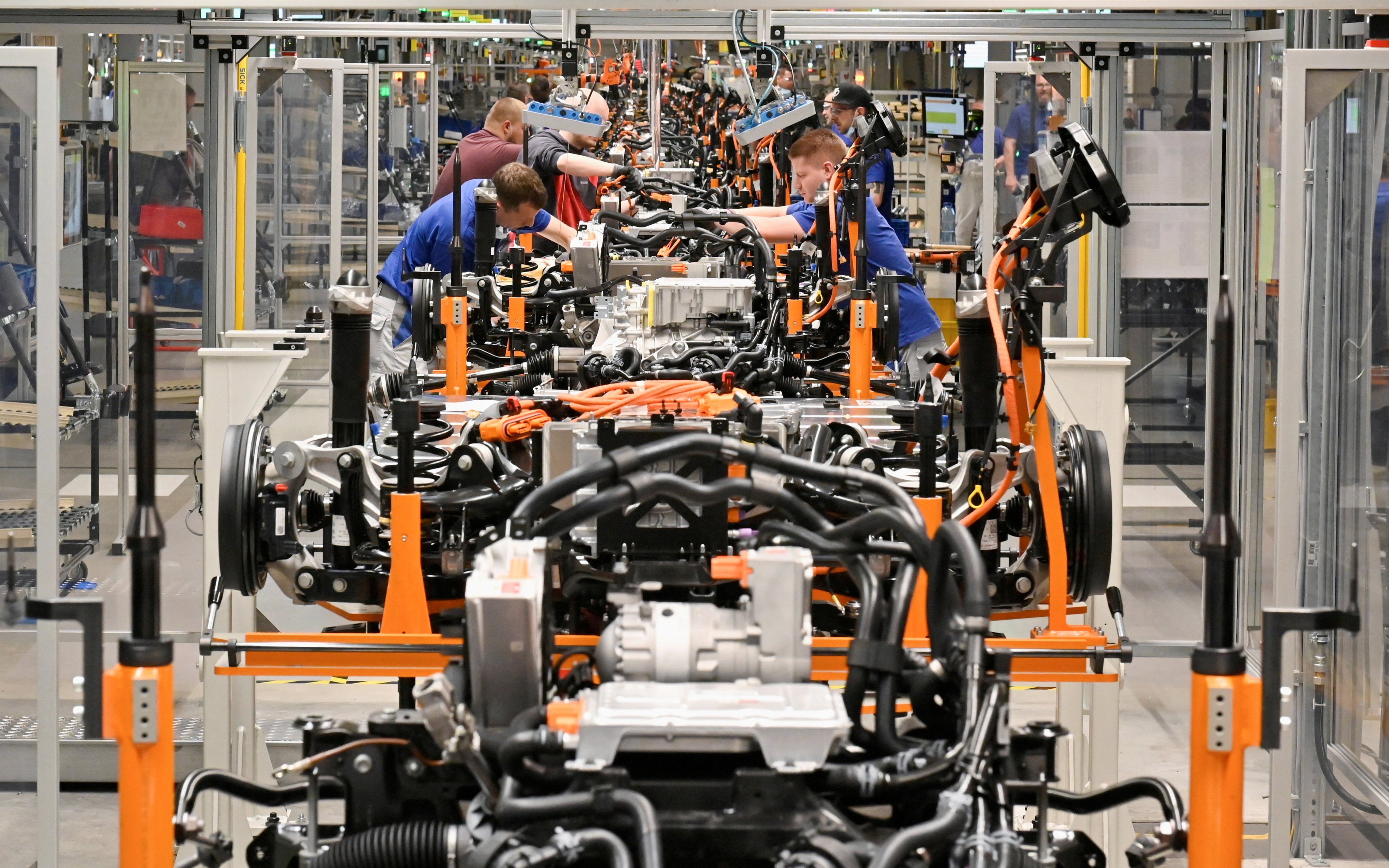 Volkswagen is reportedly considering cutting 100,000 jobs in the face of fierce competition from China. Photo: Reuters