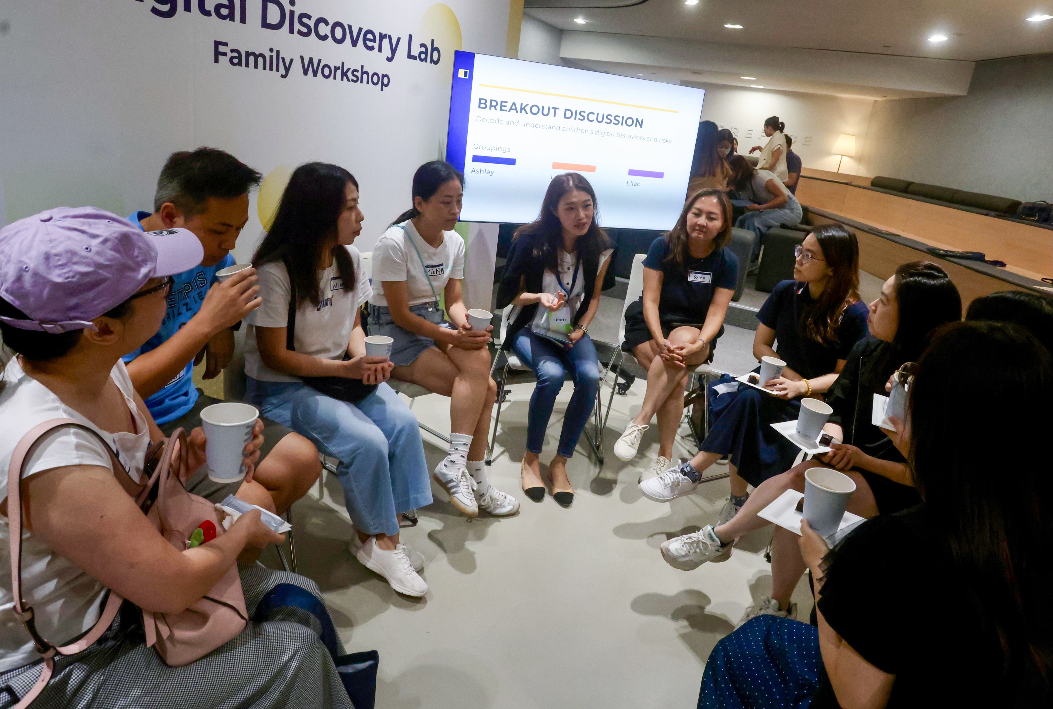 Parents at the event voiced concerns over the hidden pitfalls of AI and modern screen time. Photo: Jonathan Wong