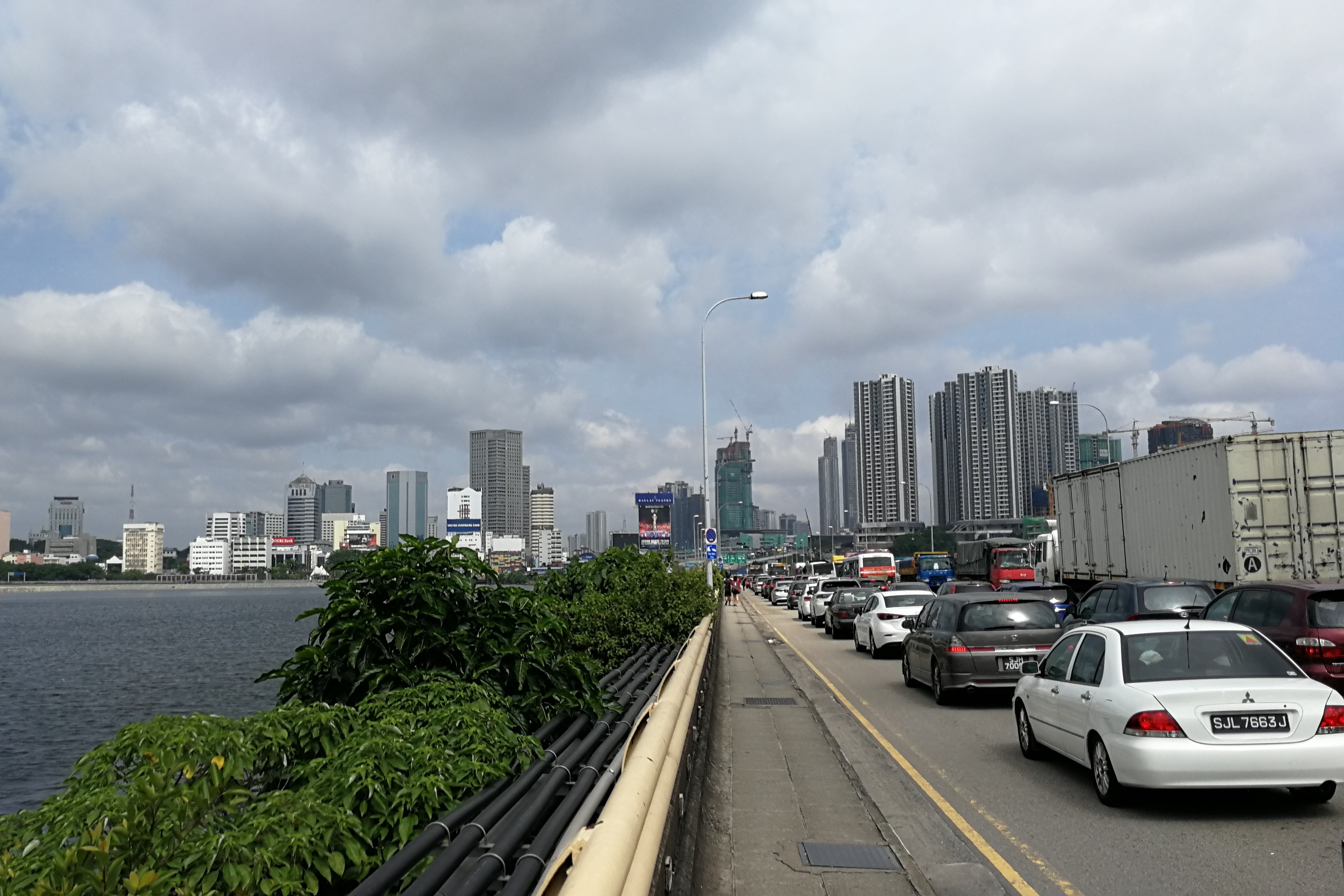 Vehicles queue on the Johor-Singapore Causeway to enter Malaysia’s Johor state. Photo: Shutterstock