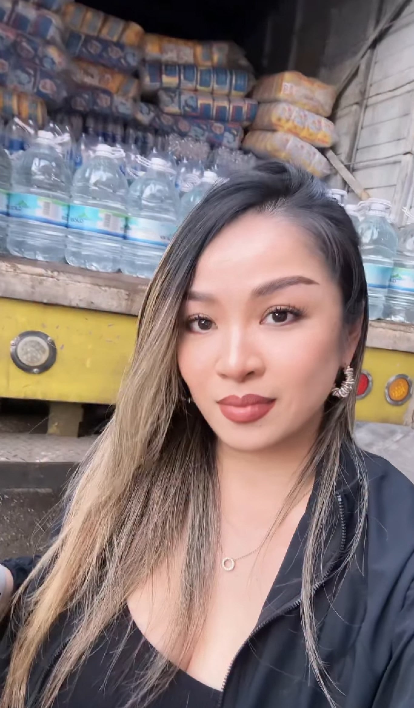 Mignia Chang said Chinese merchants in Monagas state transformed businesses into collection centres as relief supplies poured in after the earthquake. Photo: Instagram/Mingniach Mignia Chang said Chinese merchants in Monagas state transformed businesses into collection centres as relief supplies poured in after the earthquake. Photo: Instagram/Mingniach