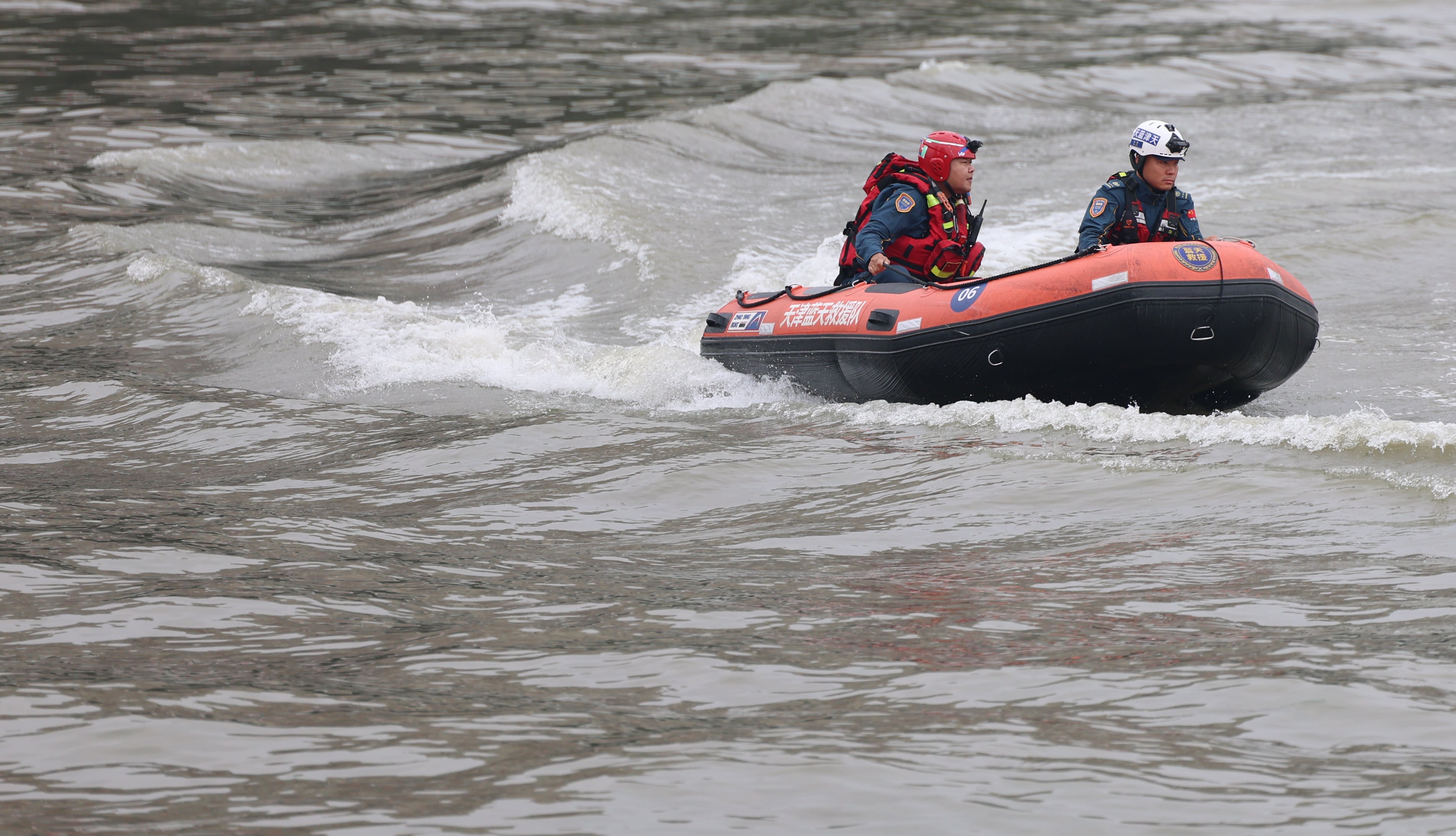 China’s Politburo urges local governments to evacuate residents in a timely manner and prevent mass casualties from extreme weather. Photo: Xinhua