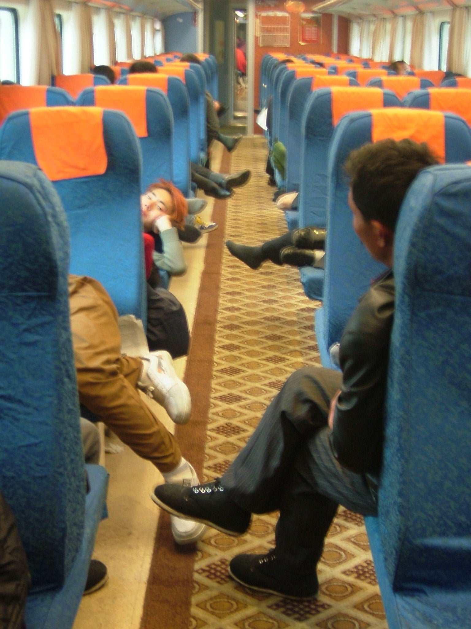 Passengers settle in the 48-hour journey to Beijing via the Qinghai-Tibet Railway. Photo: SCMP