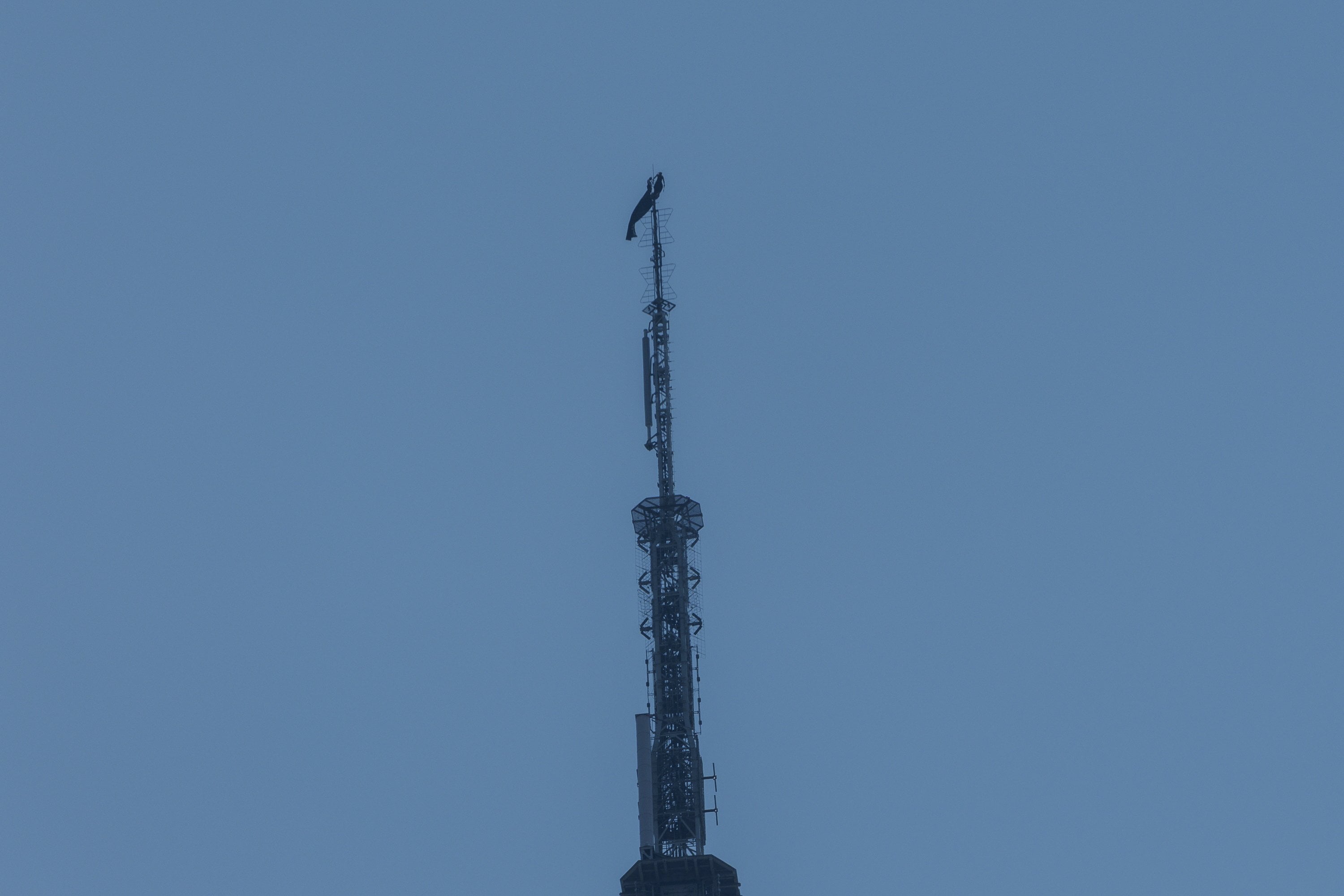 A banner atop the Empire State Building. Photo: EPA