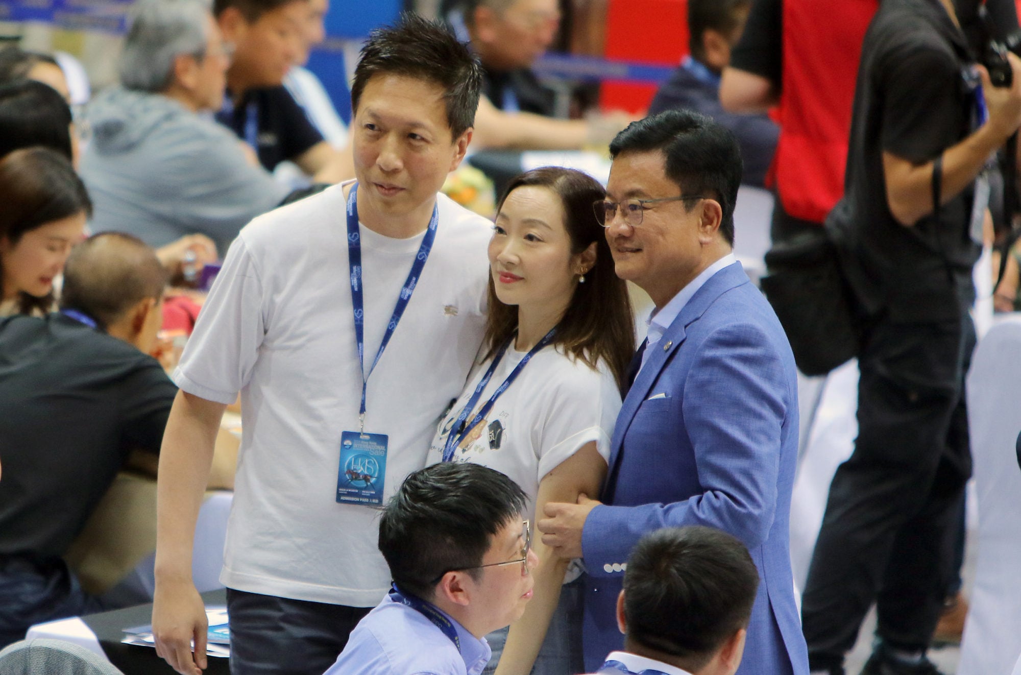Alan Hu (left) bought the first two lots at the 2026 Hong Kong International Sale. Alan Hu (left) bought the first two lots at the 2026 Hong Kong International Sale.