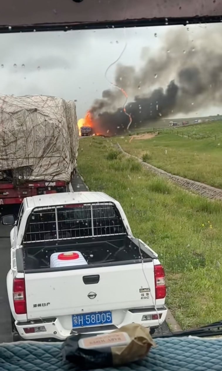 The blast occurred on a section of National Highway 331 in Xilingol League,  authorities in Inner Mongolia autonomous region have been quoted as saying. Photo: Handout
