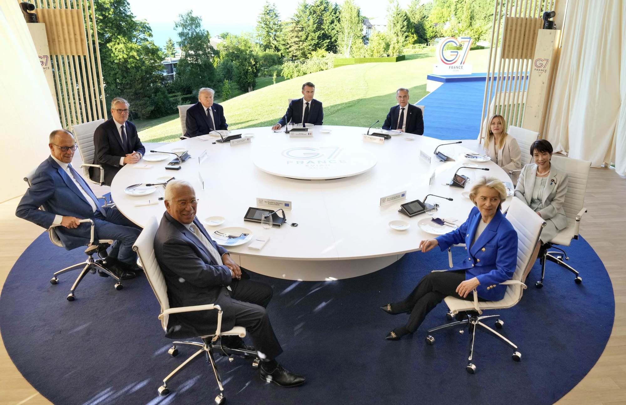 Donald Trump attends a working dinner at the G7 summit with his counterparts in Evian-les-Bains, France on June 15. Photo: Kyodo Donald Trump attends a working dinner at the G7 summit with his counterparts in Evian-les-Bains, France on June 15. Photo: Kyodo