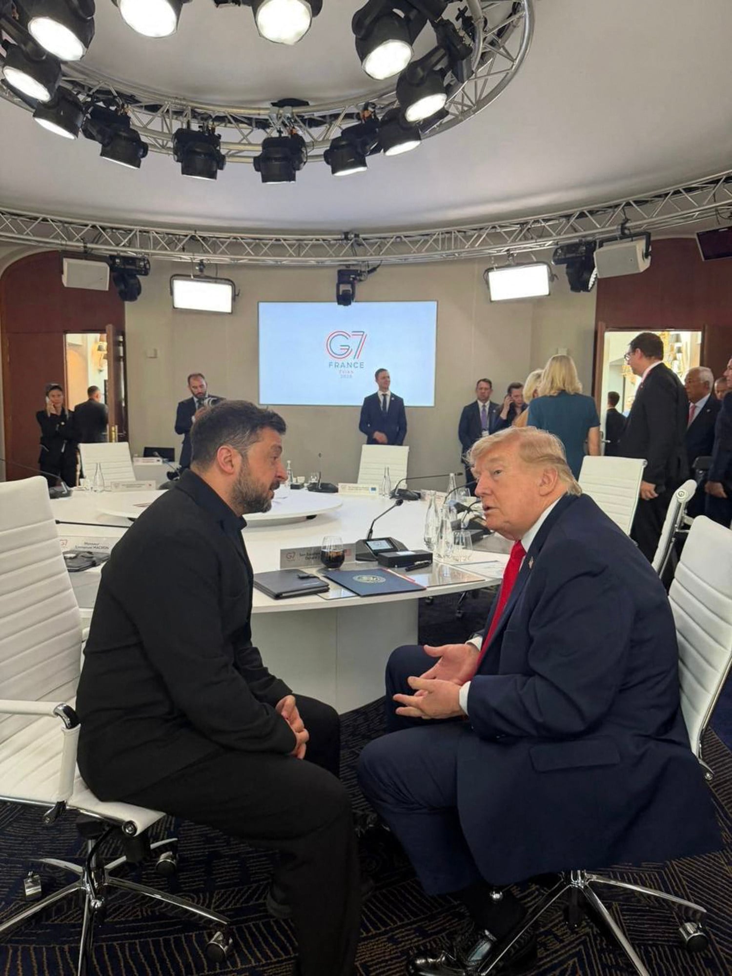 Ukrainian President Volodymyr Zelensky and US President Donald Trump at the G7 summit in France. Photo: Ukrainian Presidential Press Service via AFP