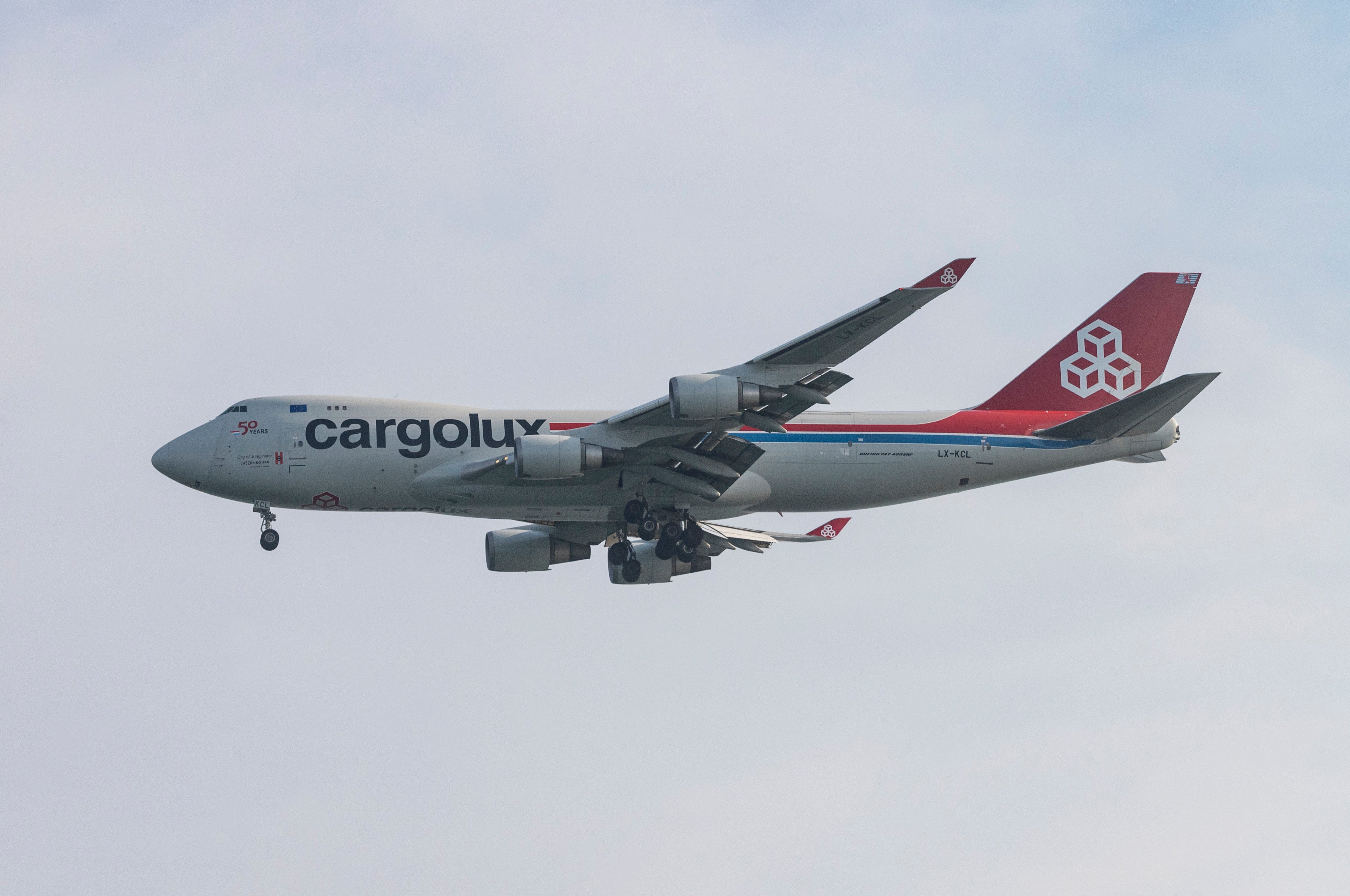 The fuel has believed to have leaked from a Cargolux Boeing 747. Photo: SOPA Images/LightRocket via Getty Images