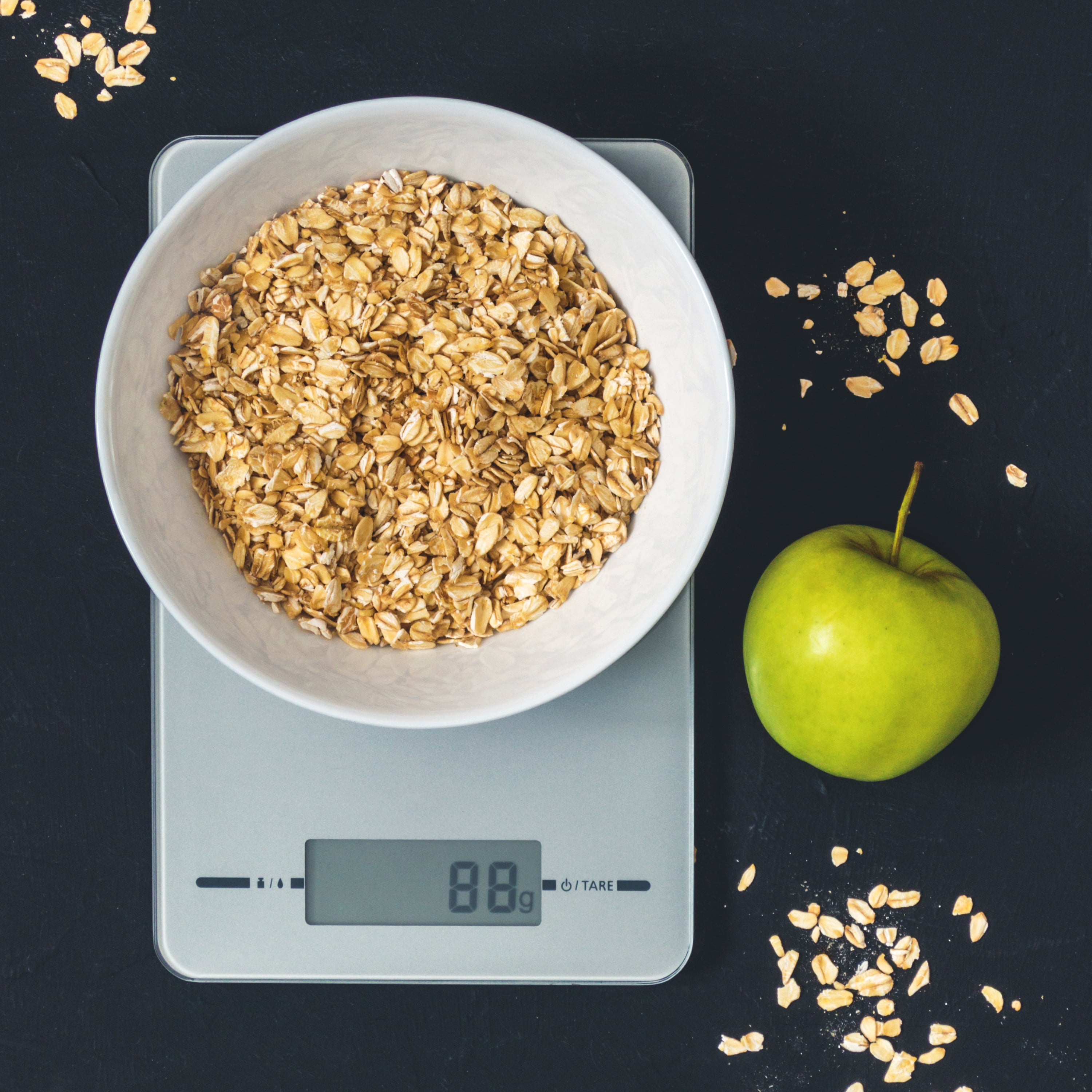Weighing ingredients that you eat gives you a rough idea of calories, but your calorie uptake depends on a number of factors. Photo: Shutterstock