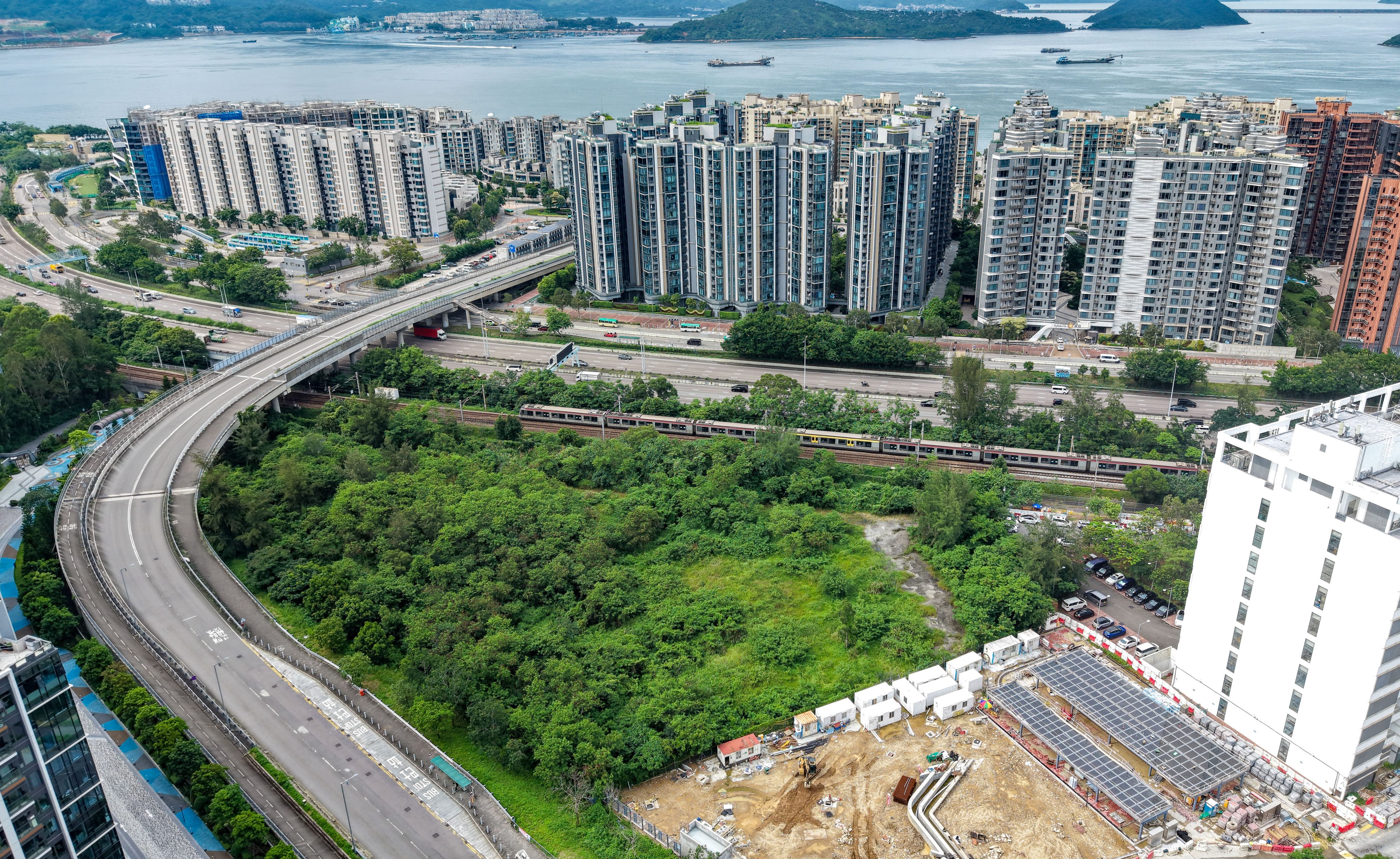 The land adjacent to the CUHK’s Lo Kwee-Seong Integrated Biomedical Sciences Building, where the construction of the Pak Shek Kok station on the East Rail Line is proposed, July 9. Photo: Jelly Tse