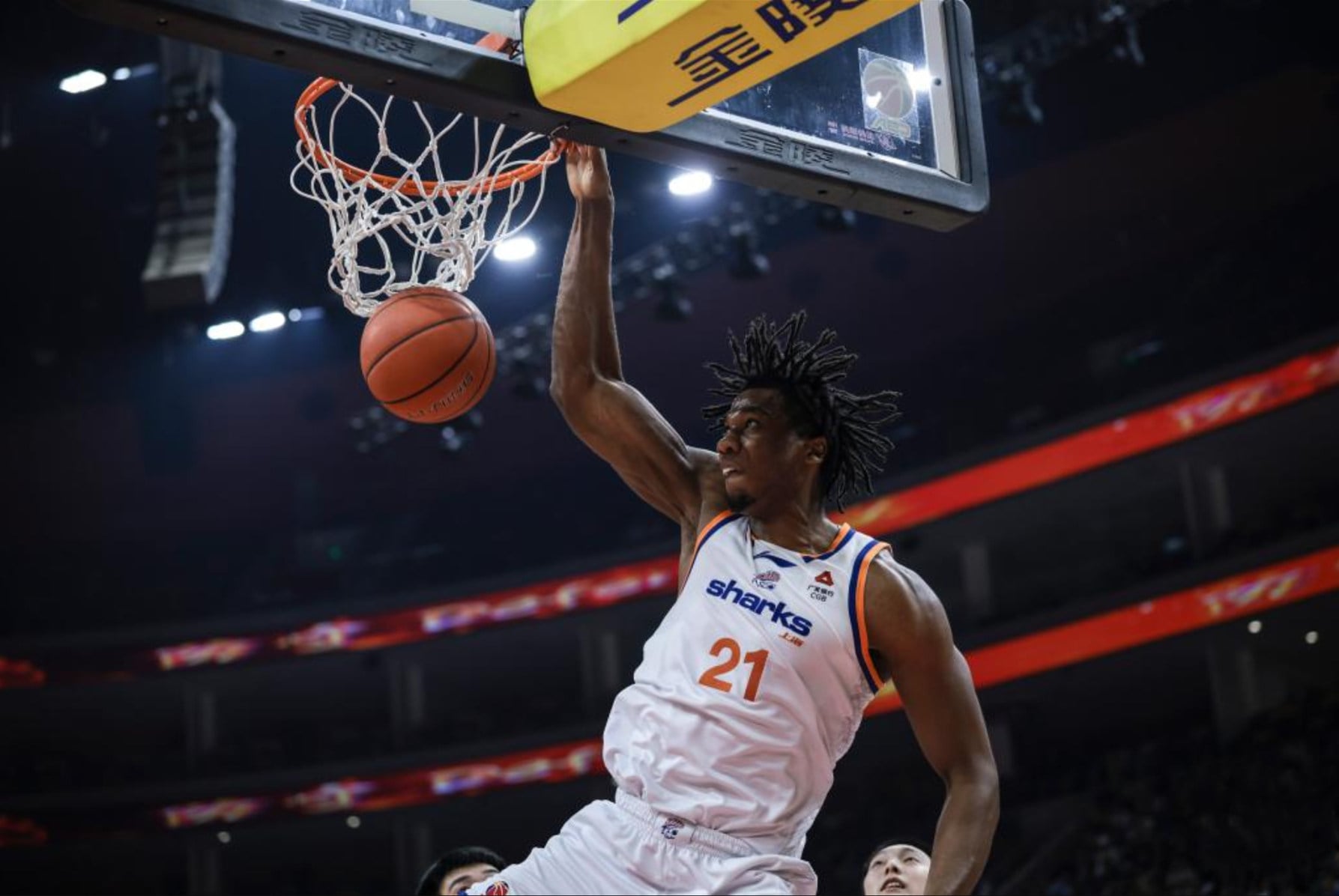 Hassan Whiteside plays for Shanghai Sharks of the Chinese Basketball Association. Photo: Xinhua