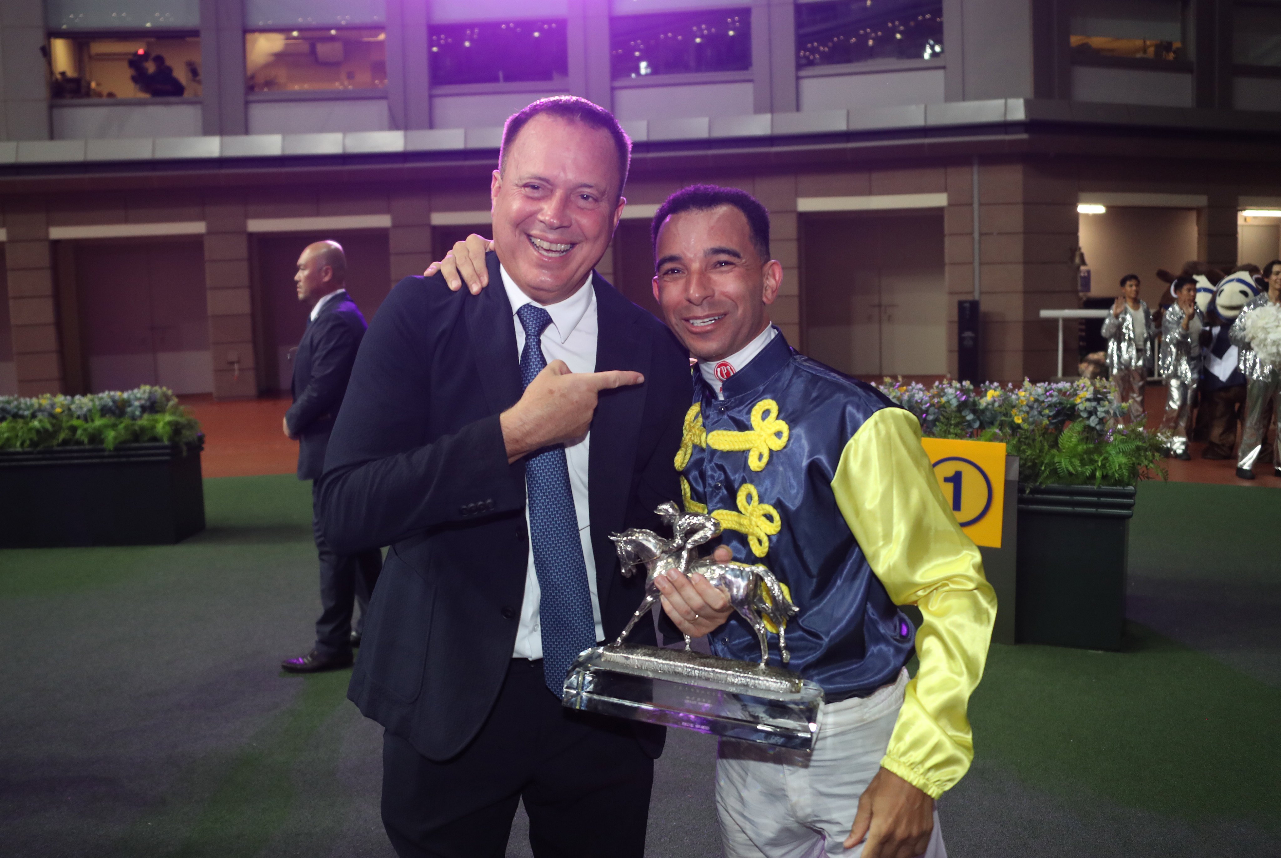 Caspar Fownes celebrates his fifth trainers’ championship with jockey Joao Moreira. Photos: Kenneth Chan