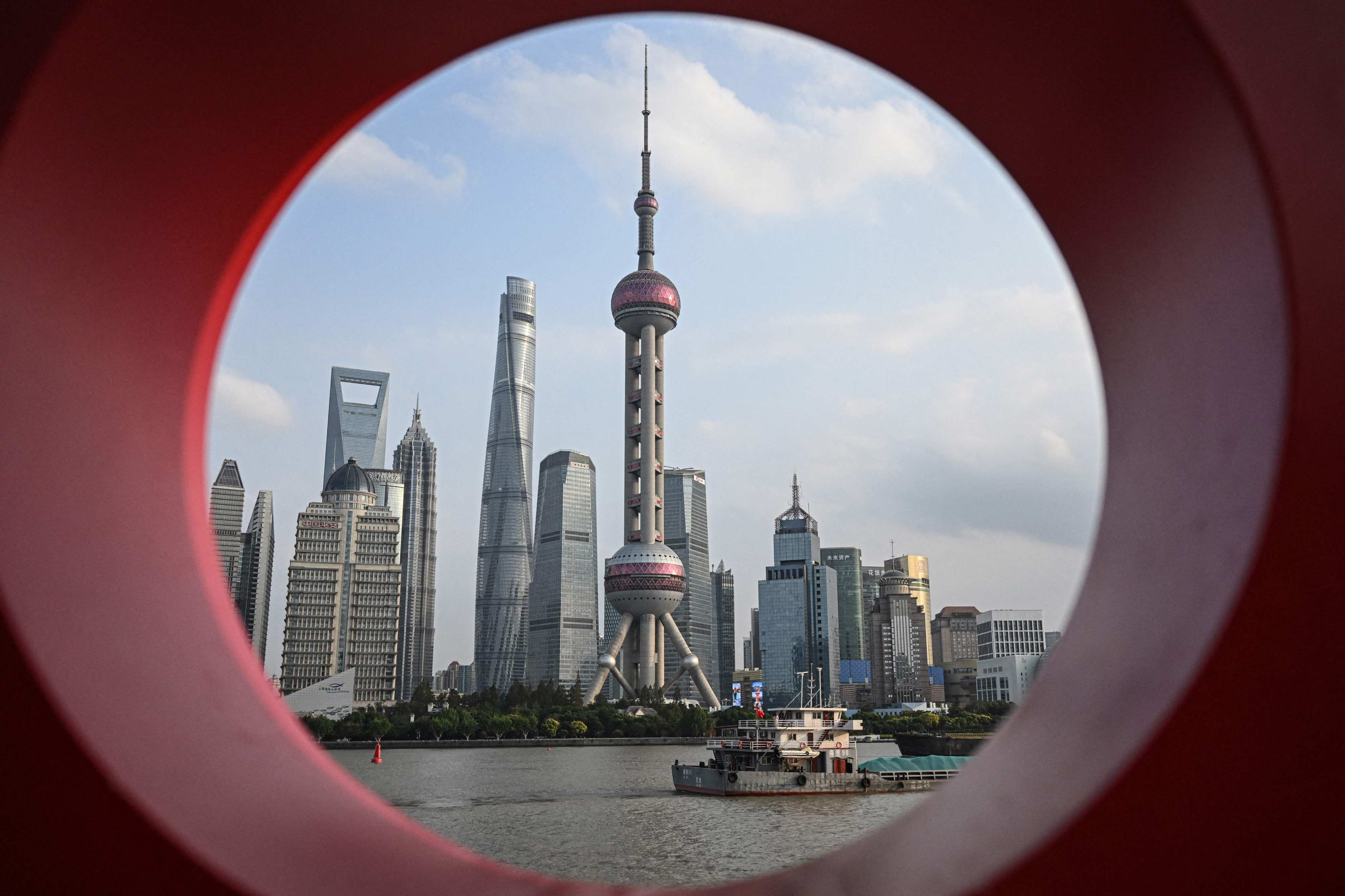 A view of the Lujiazui financial district in Pudong, Shanghai, on October 27, 2025. Photo: AFP