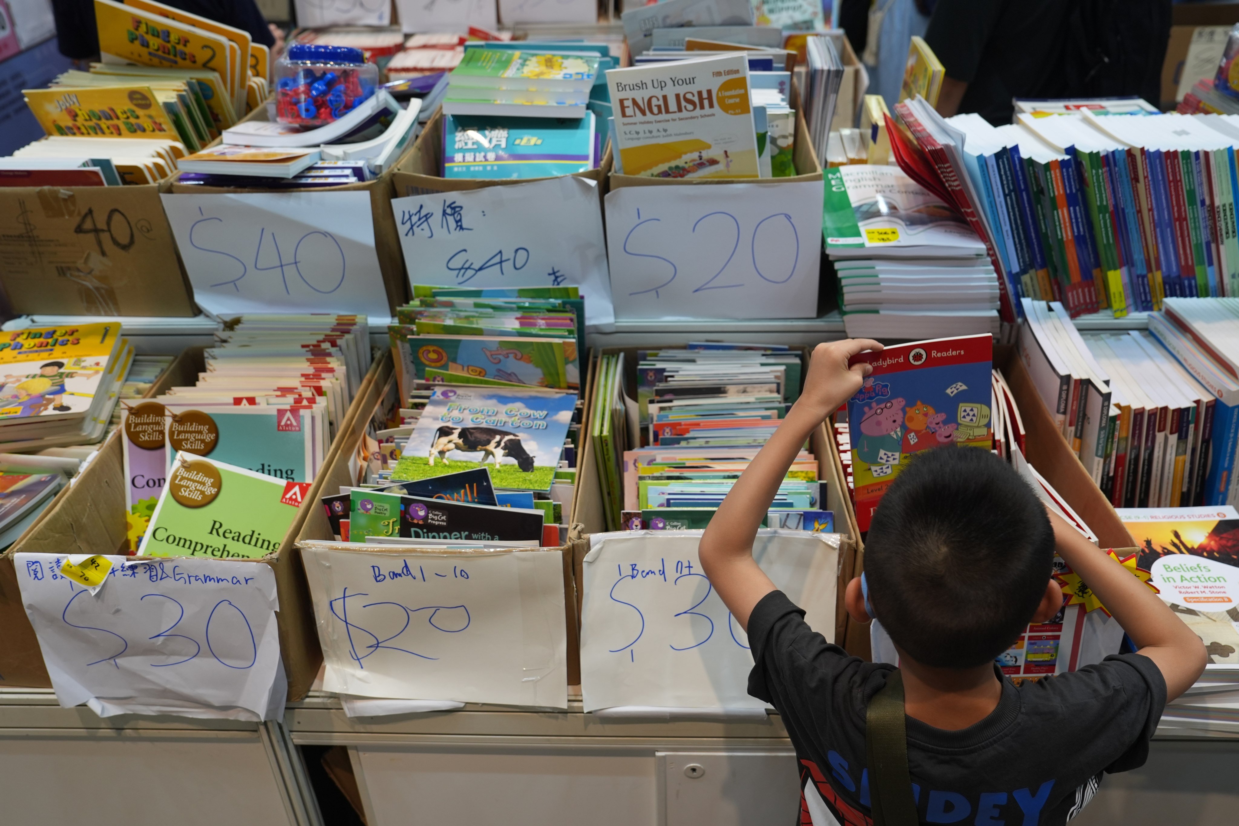 Several booksellers have said that shifting consumer habits and unstable weather during the seven-day event dampened business. Photo: Elson Li