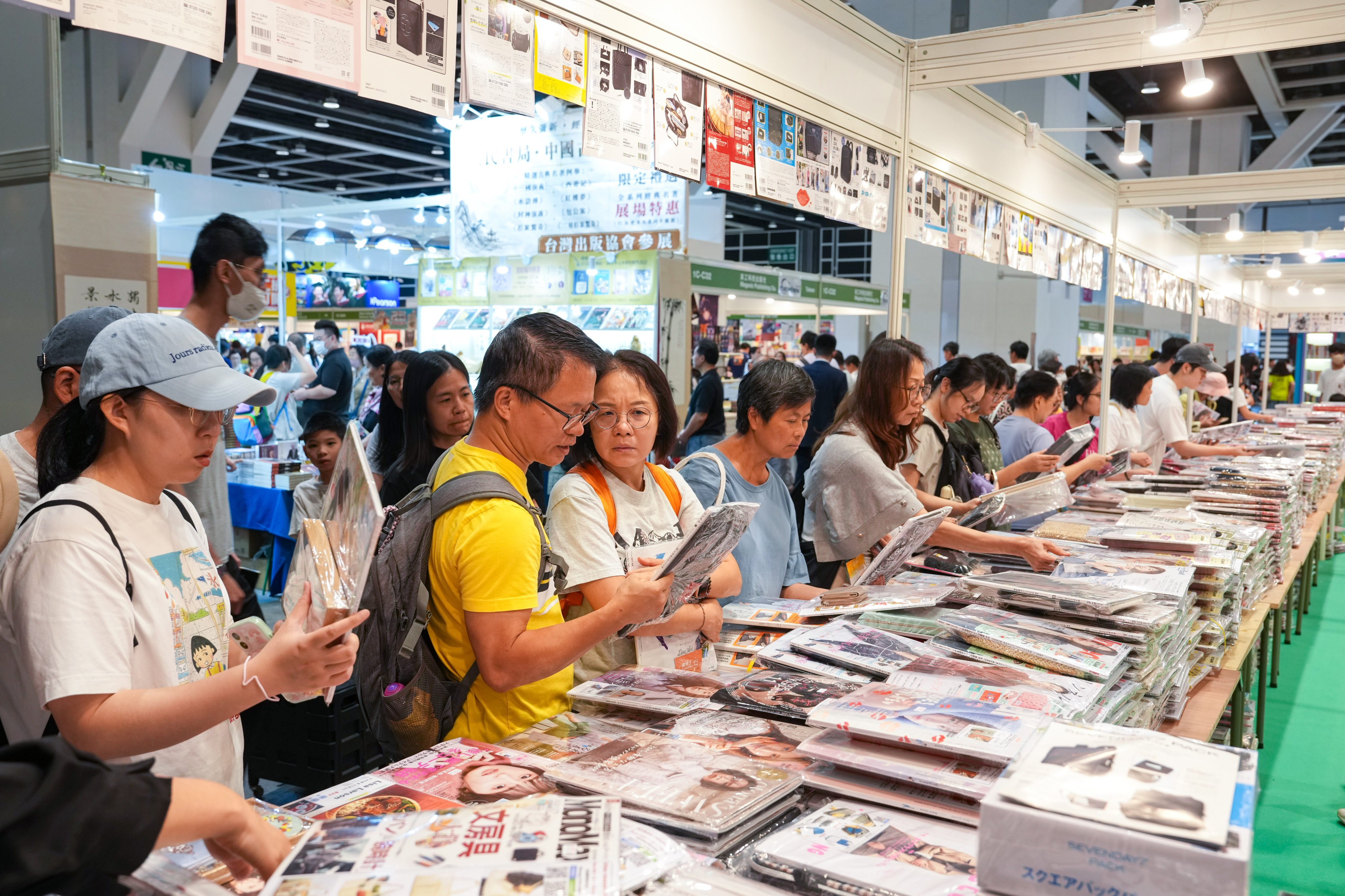 One vendor has said many attendees appear to be browsing rather than making purchases. Photo: Sam Tsang