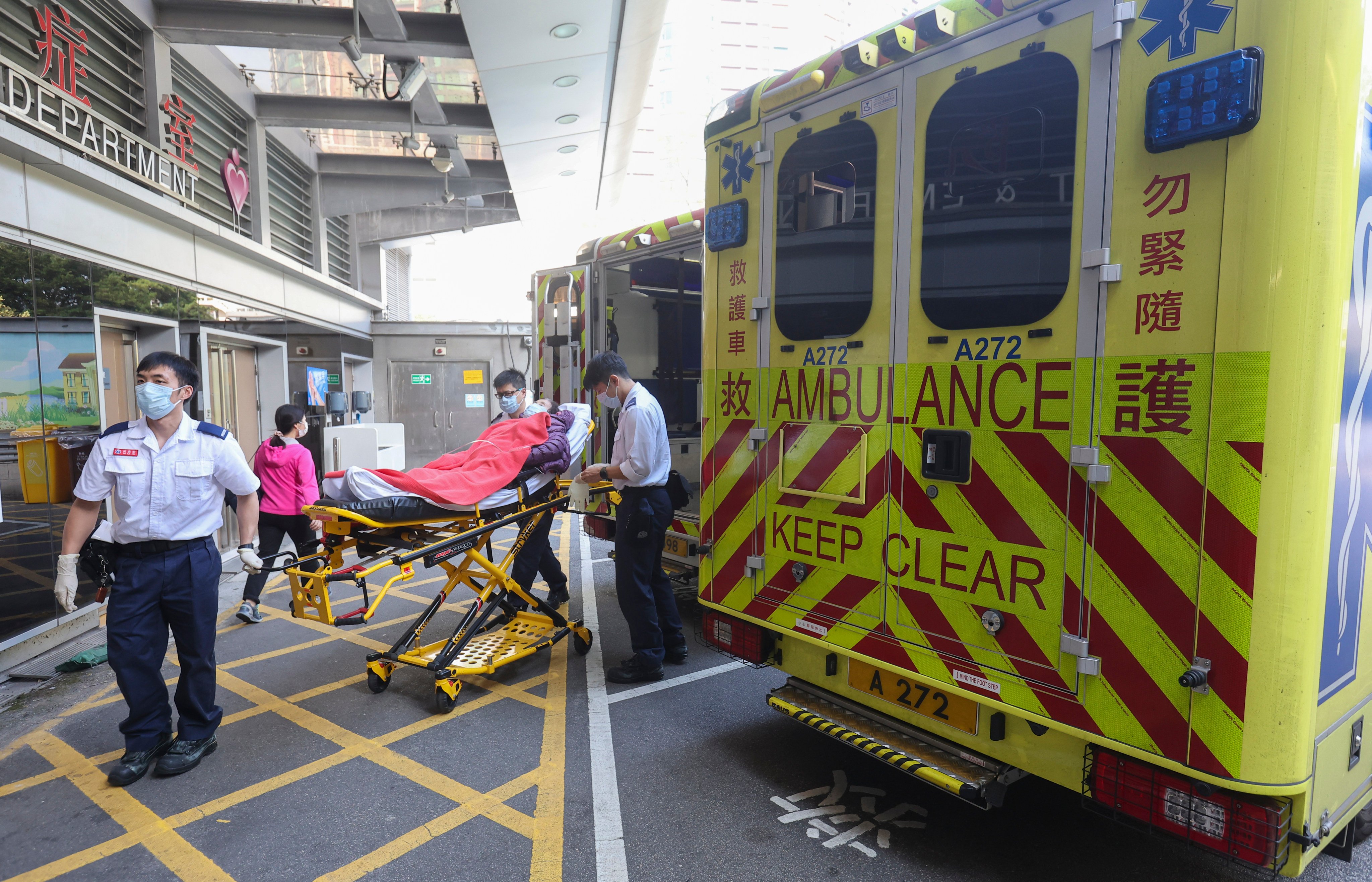 Queen Elizabeth Hospital. Hongkongers will be able to upload orders specifying which life-sustaining treatments they do not wish to receive when terminally ill. Photo: Edmond So