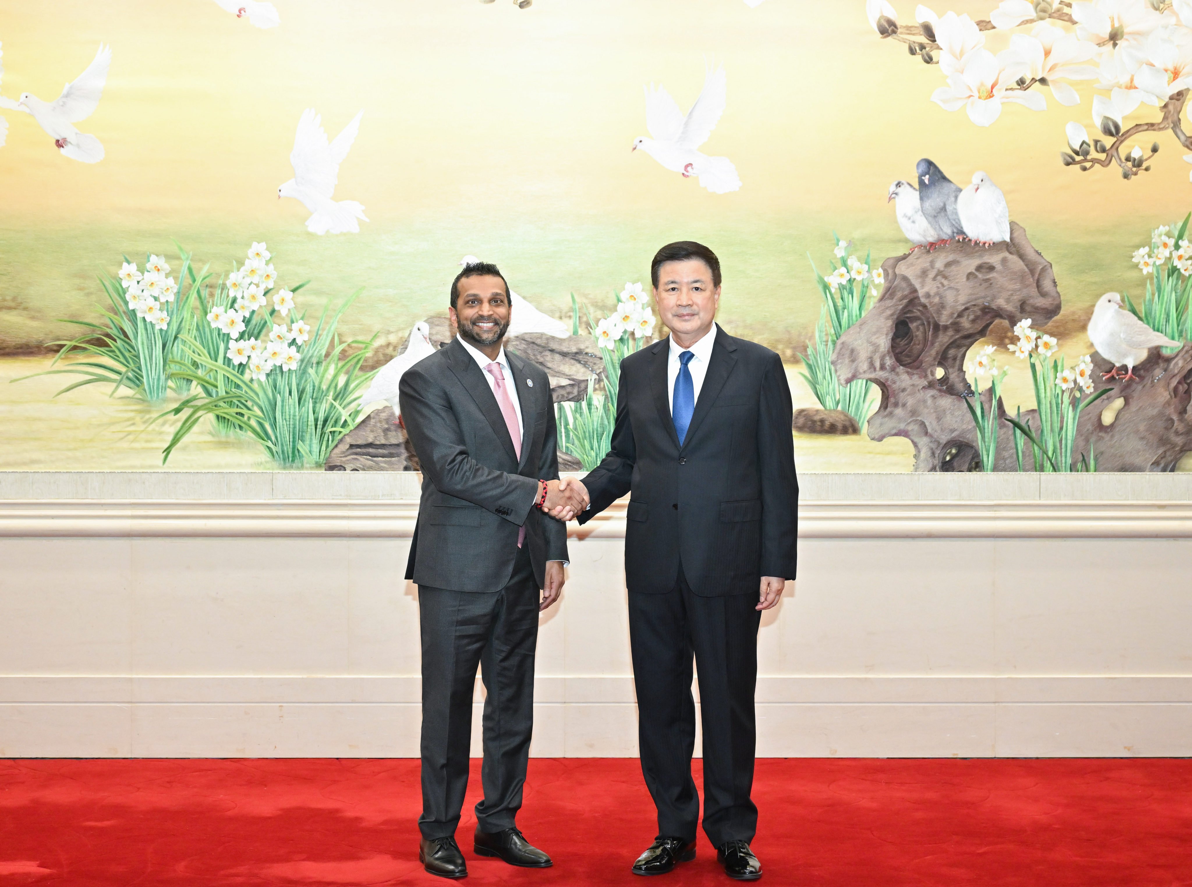 scmp.com - Han Li - FBI director meets China's public security chief in Beijing on crime crackdown