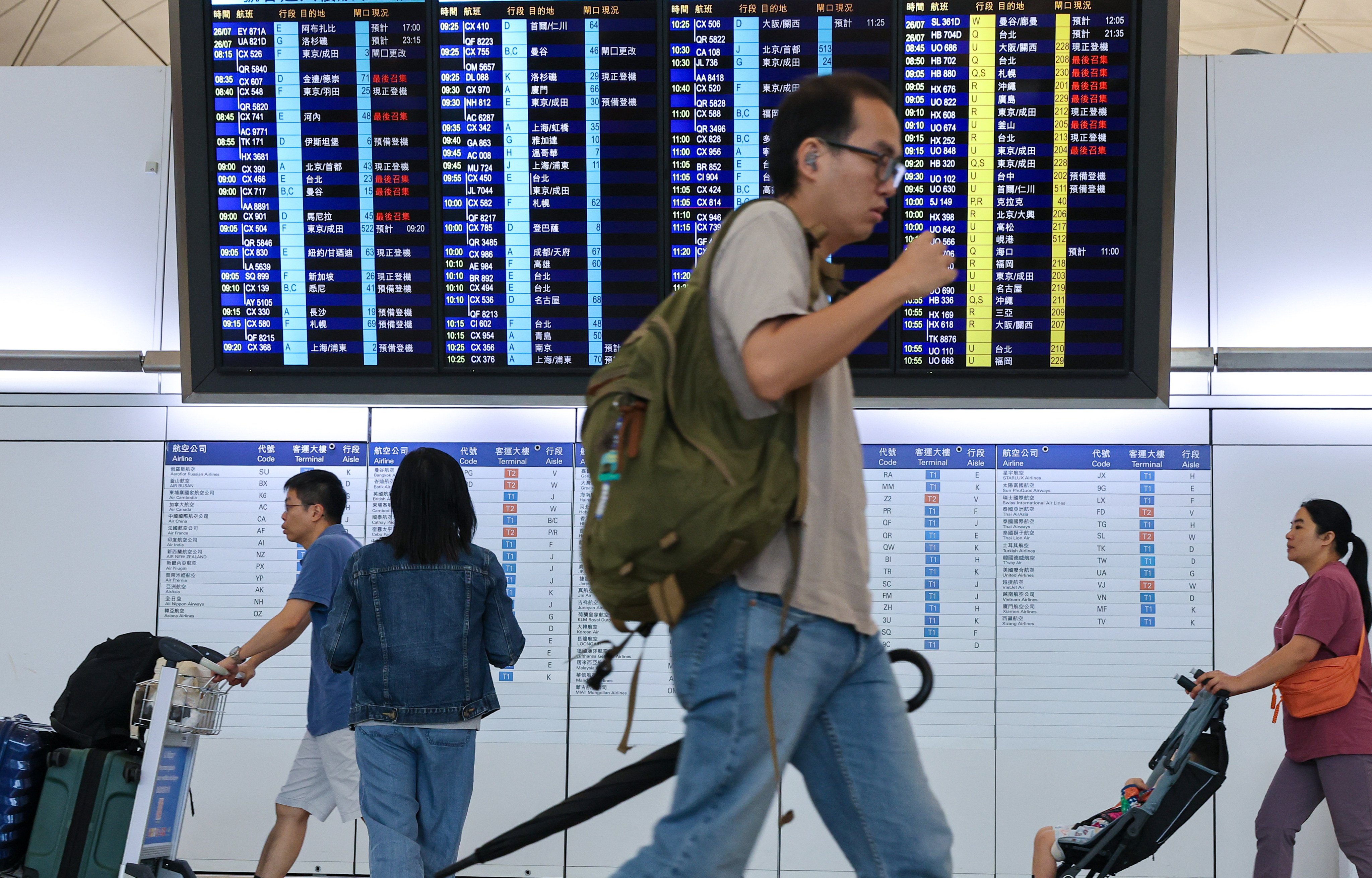 Thousands were stranded at Hong Kong airport over the weekend due to the typhoon. Photo: Edmond So